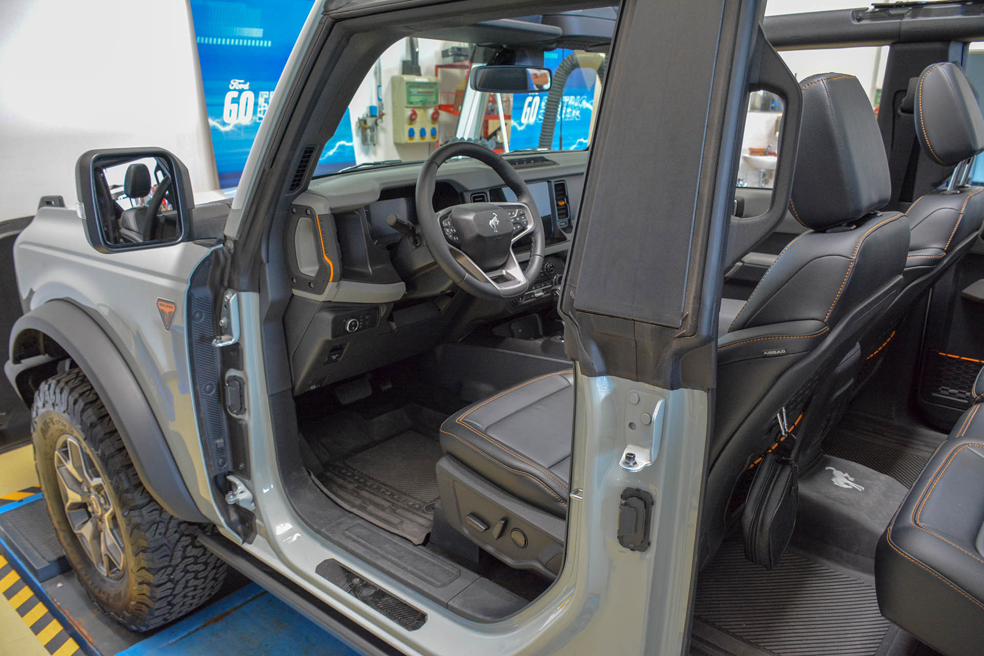Ford Bronco mobem 2023 13