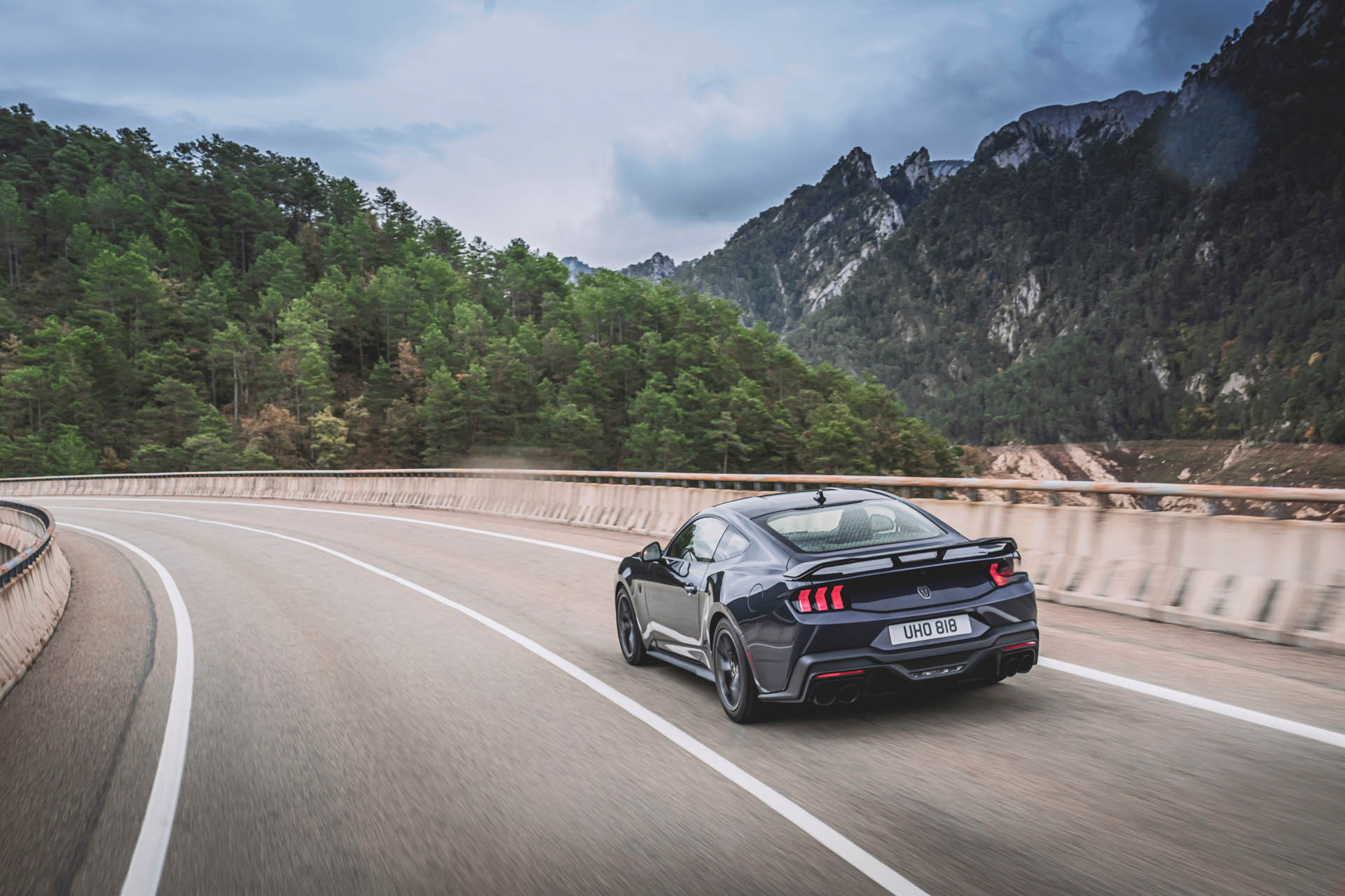 2024 FORD MUSTANG DARK-HORSE 07