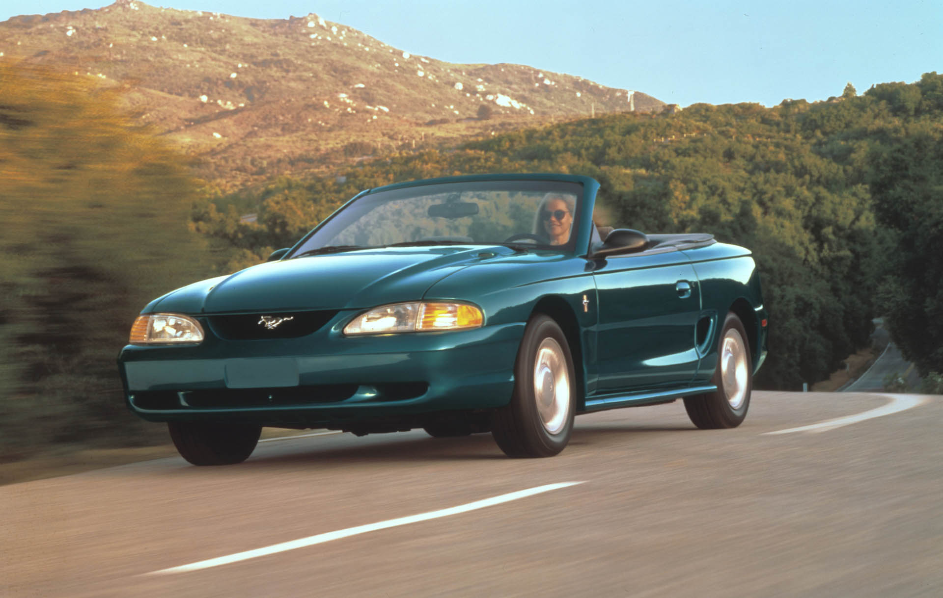 1995-Gen4 ford mustang convertible