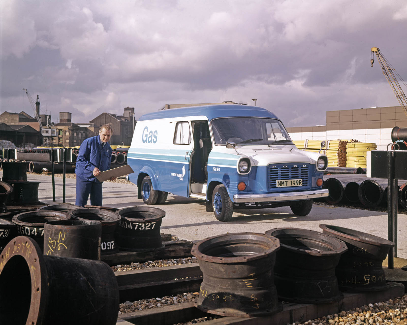 1968 Ford-Transit 01