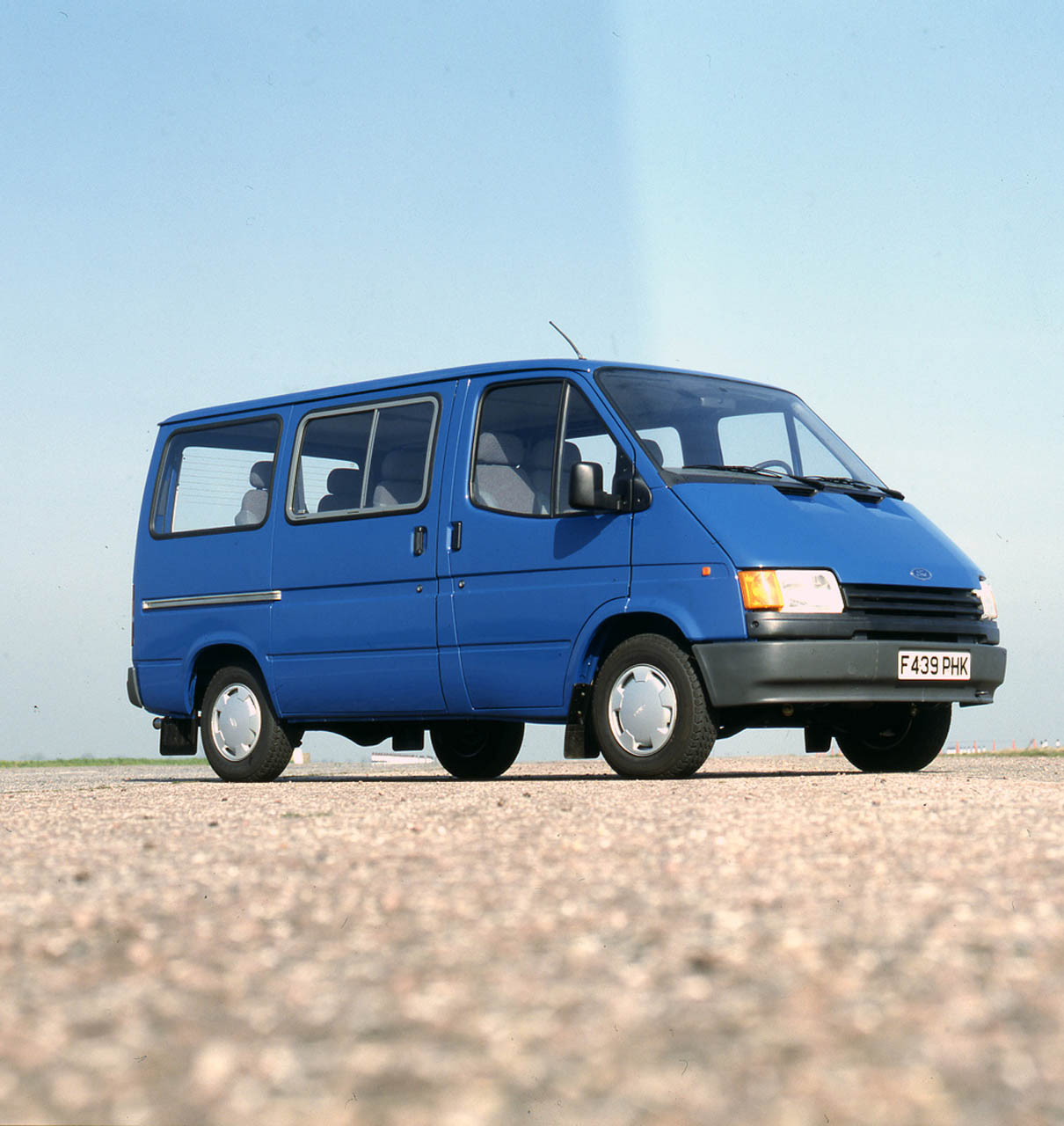 1989 ford transit 01