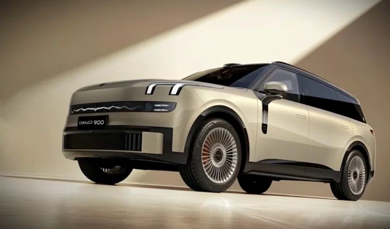 lynk  Co 900