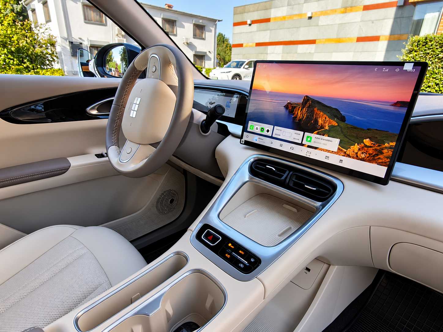 geely e2 2026 mobem 09