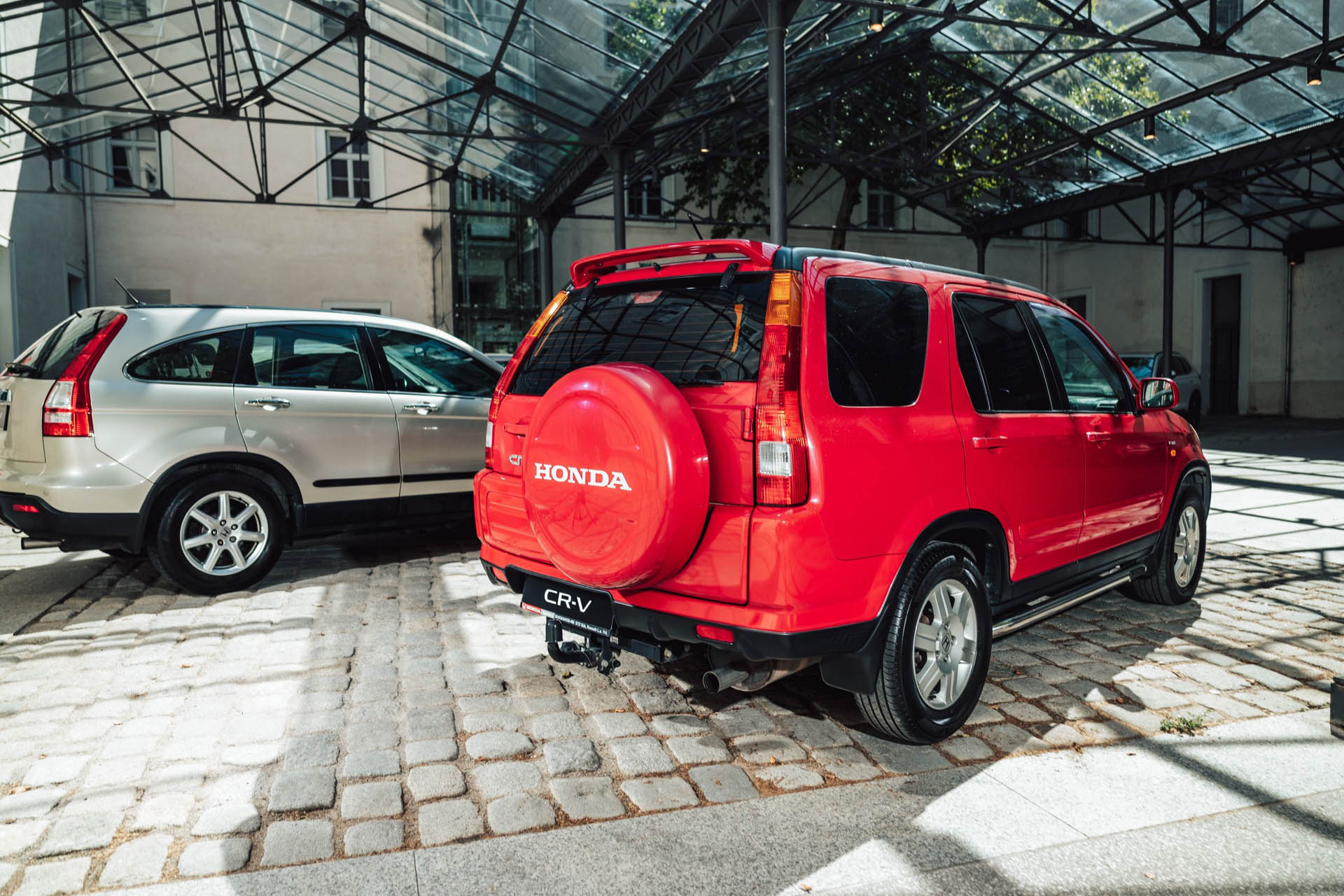545182 CR-V 30 Anniversary