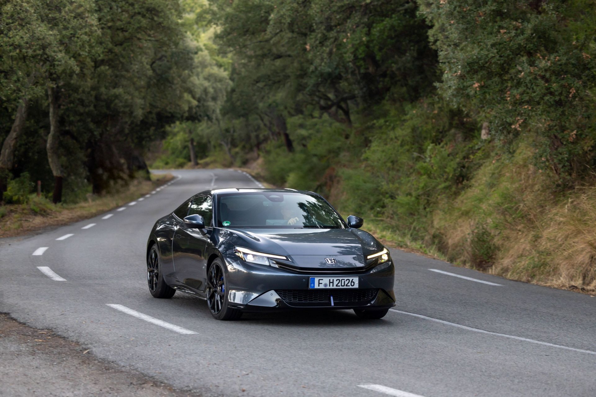 Honda Prelude e HEV sports coupe 10