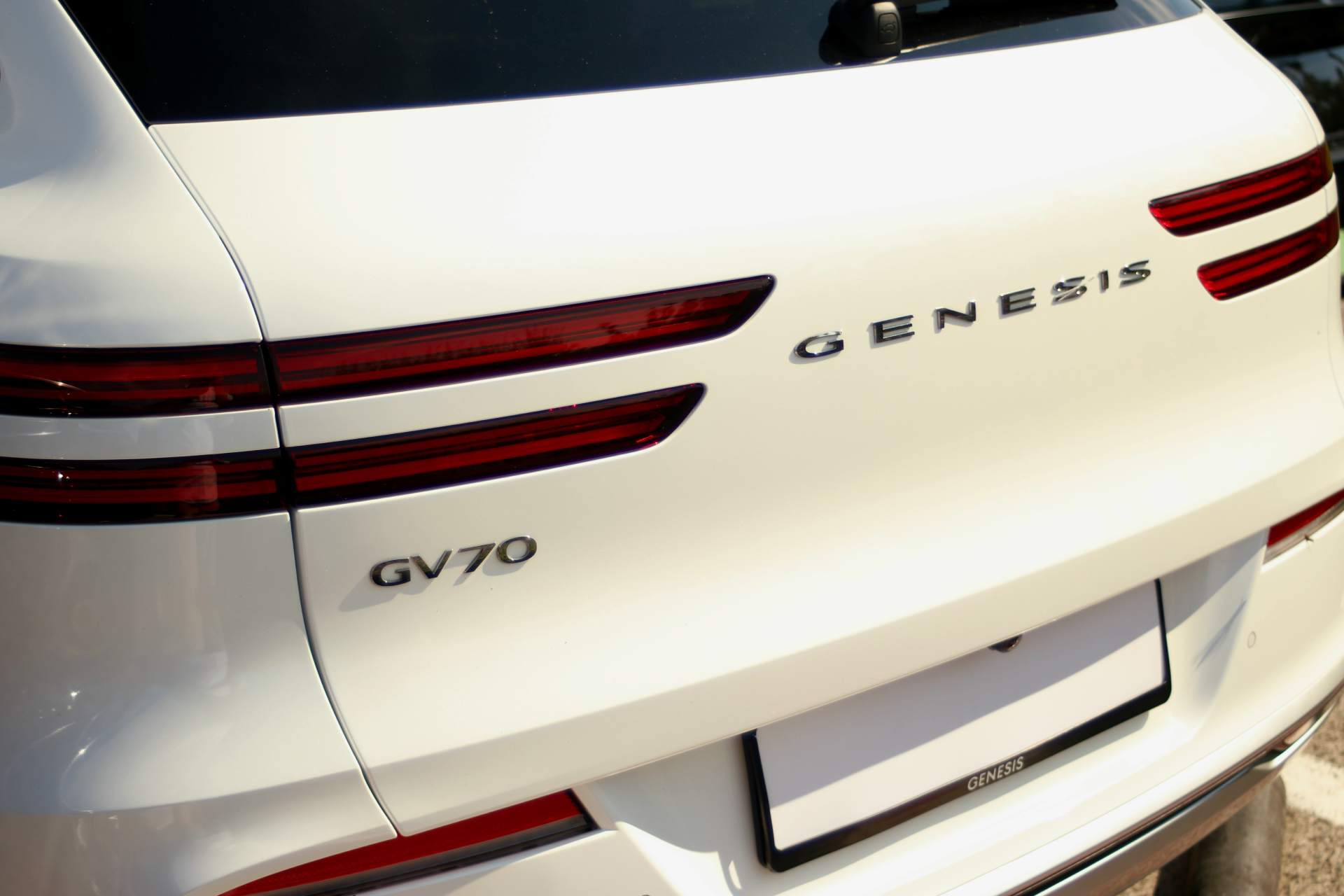 Genesis GV 70 7