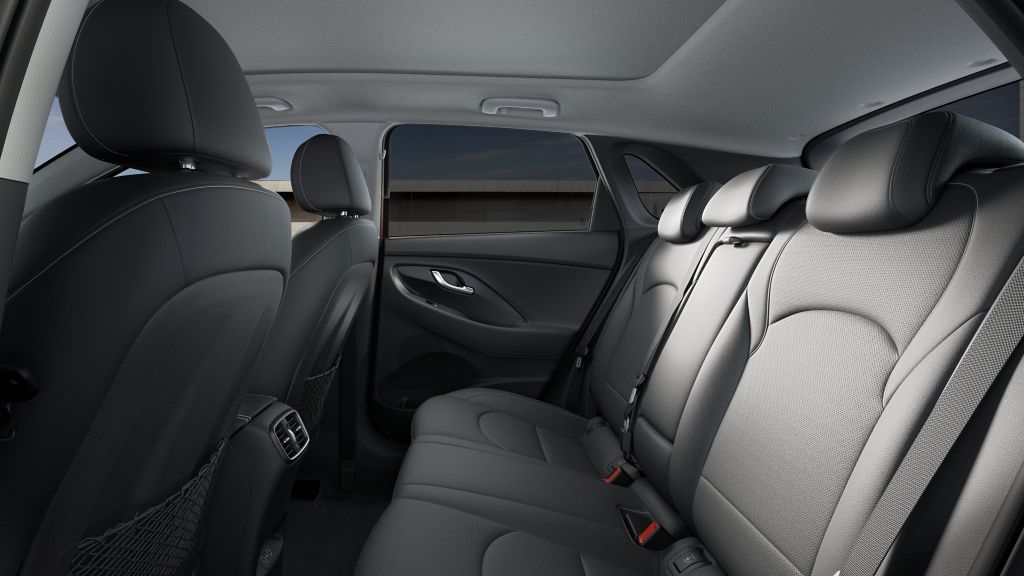 hyundai i30 fastback 2024 08