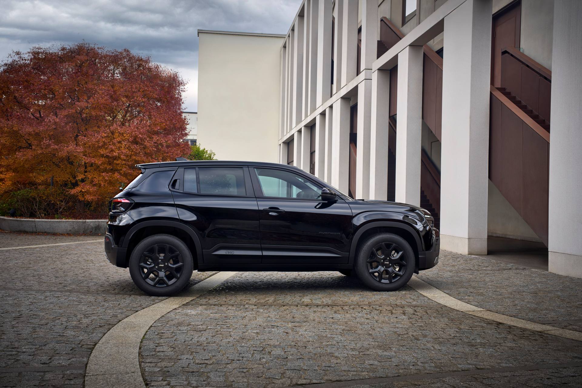 Jeep Avenger Black Edition 06