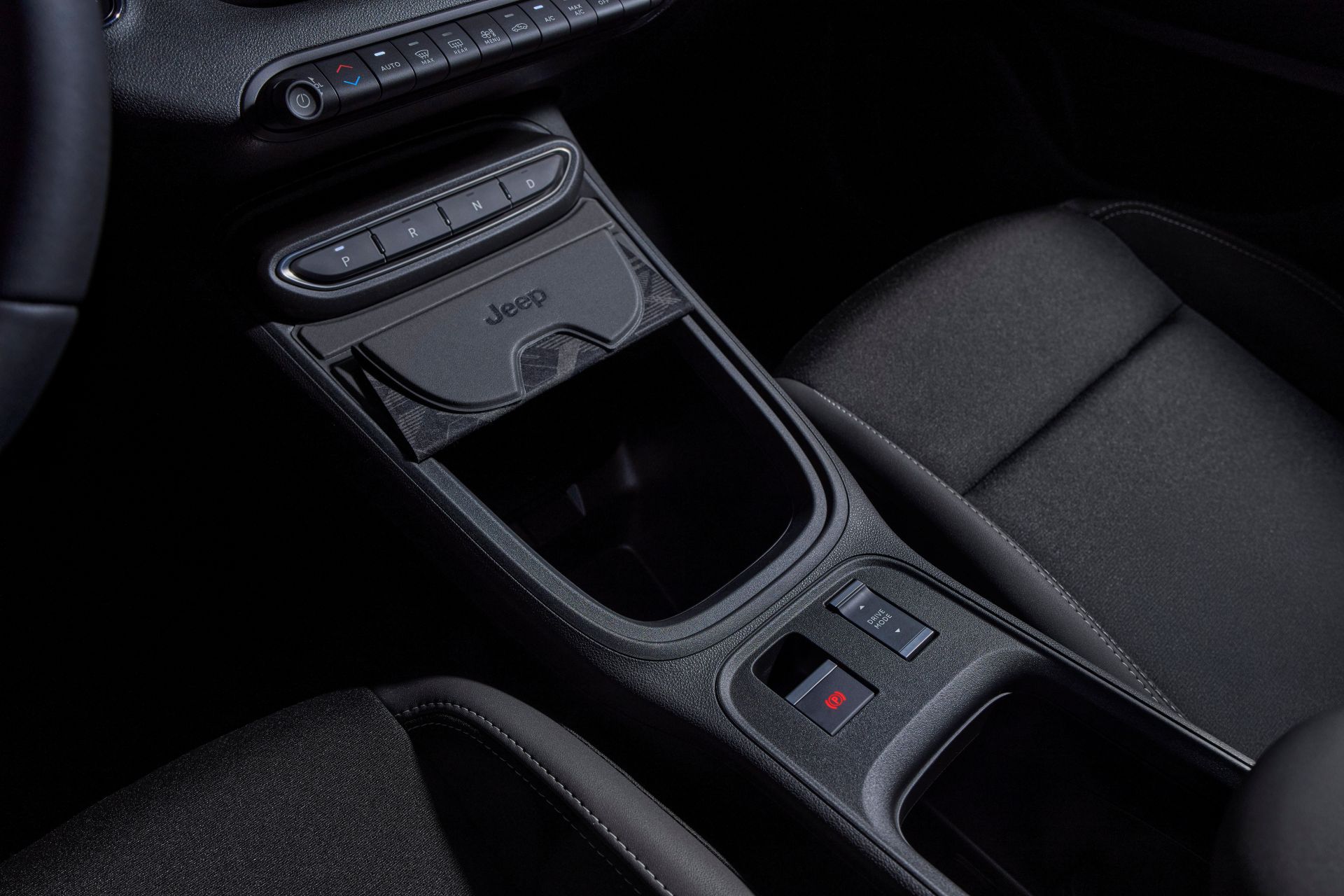 Jeep Avenger Black Edition 16