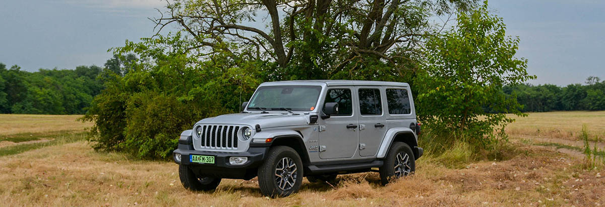 Jeep Wrangler 4xe Sahara nyito