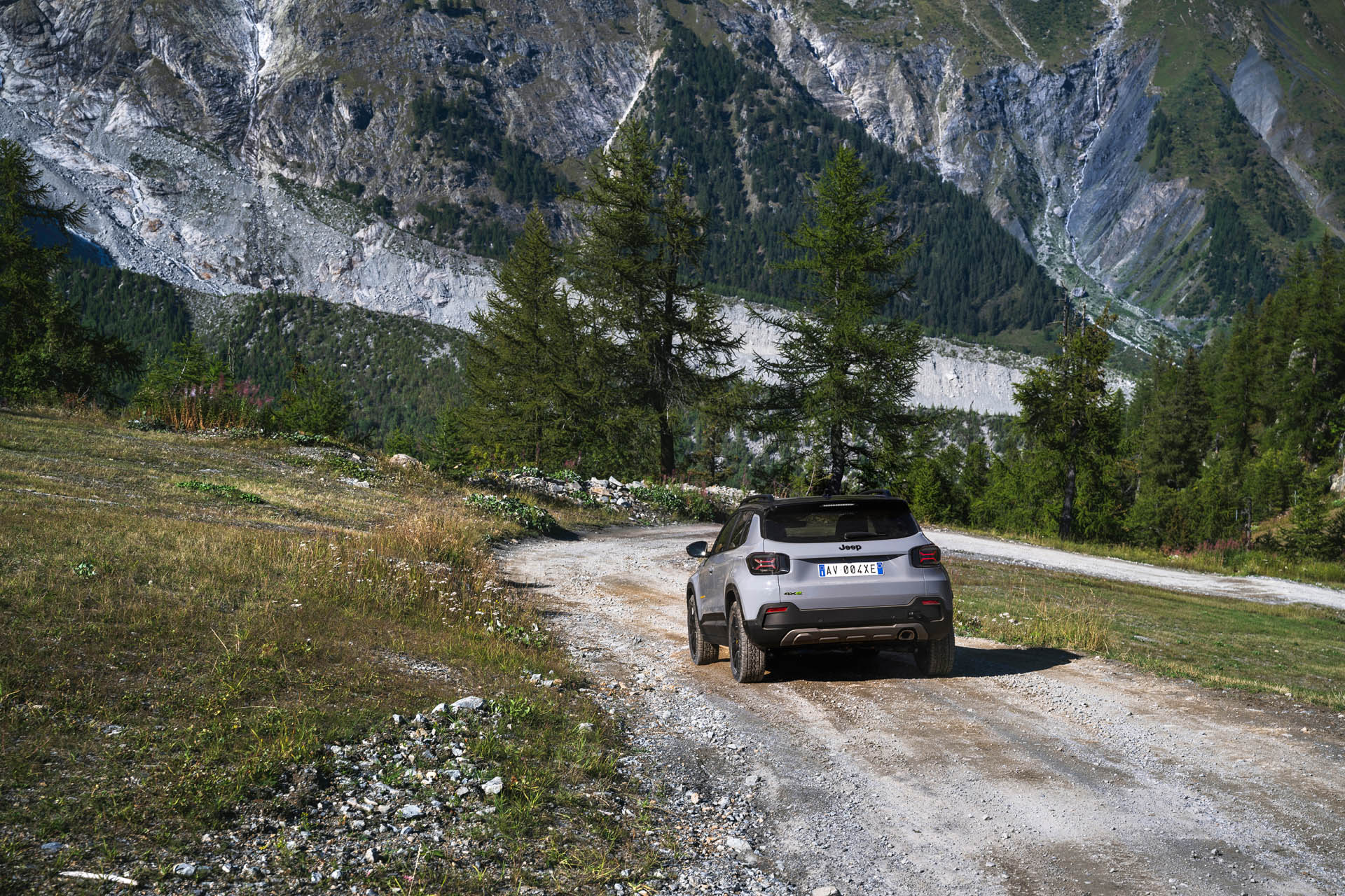 jeep avenger 4xe the north face edition 30