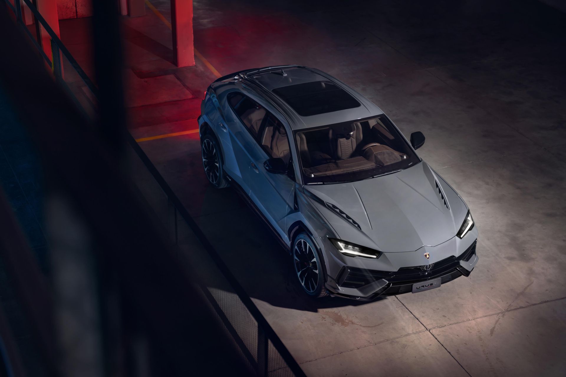lamborghini urus 32