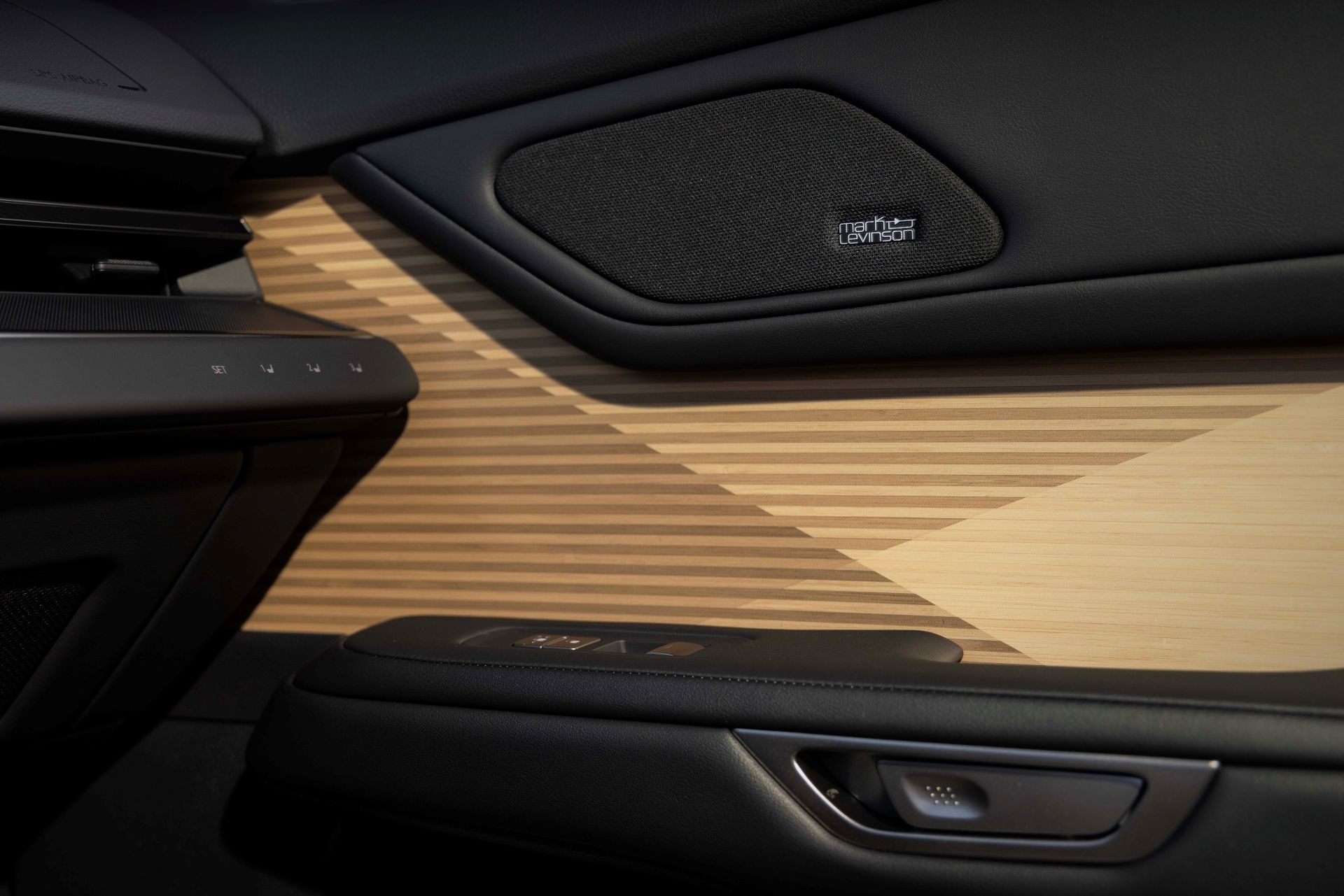 lexus es 2026 05