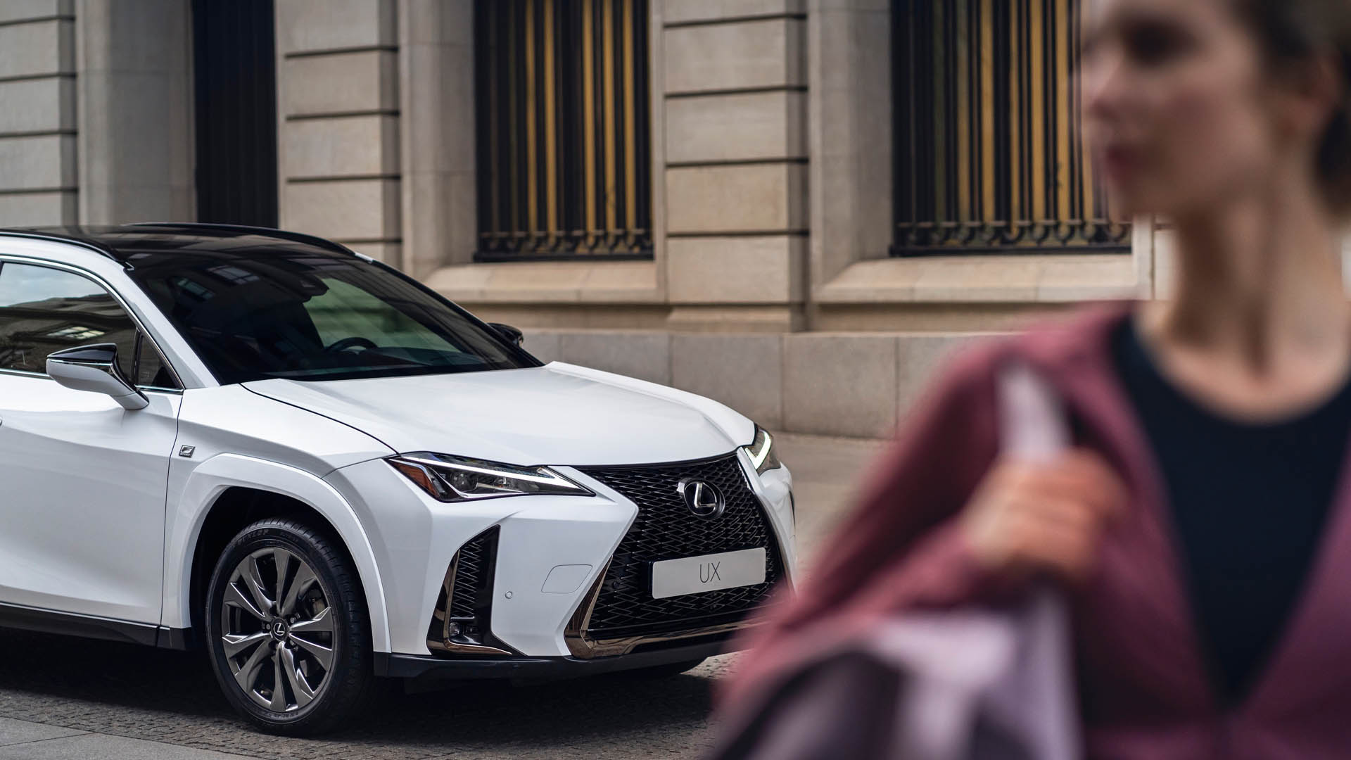 Lexus UXh FSPORT 2025 10