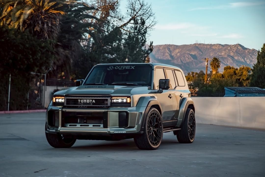 liberty walk toyota land cruiser 250 02