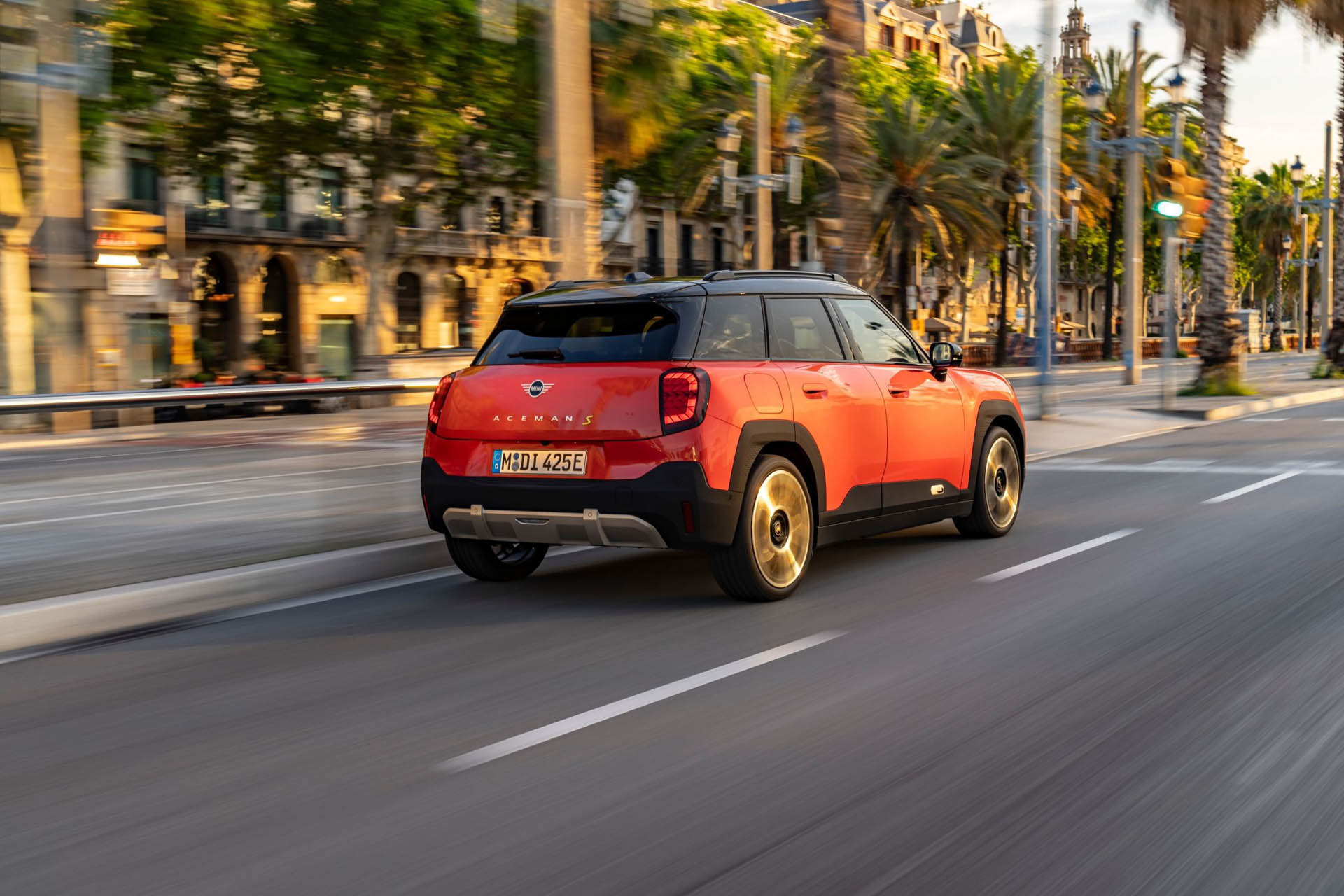 MINI Aceman SE Favoured Trim 07