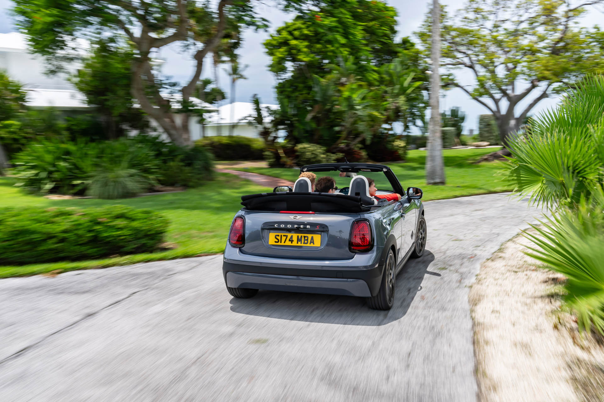 MINI Cooper S Convertible 2024 11