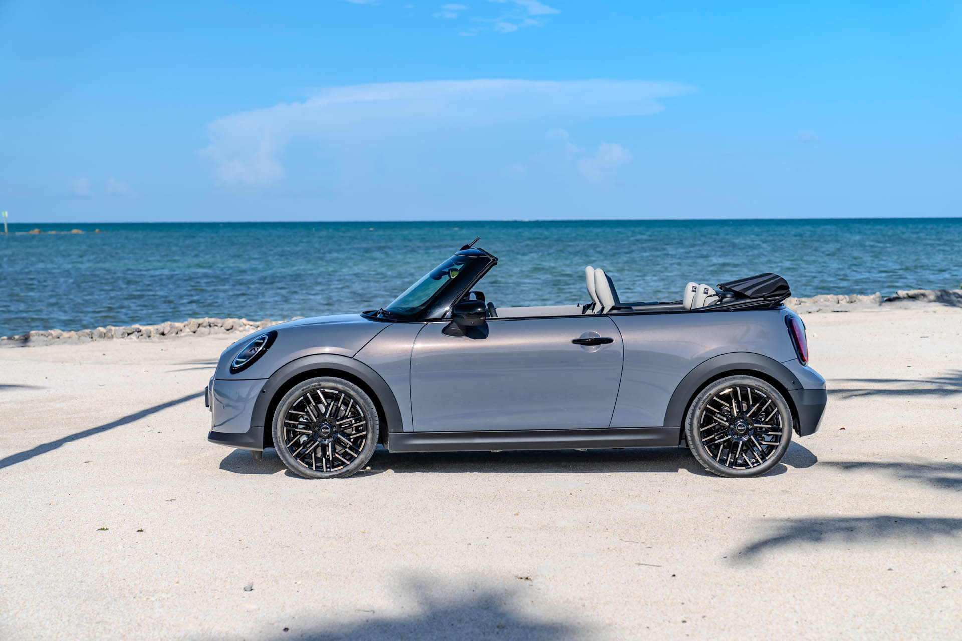 MINI Cooper S Convertible 2024 24