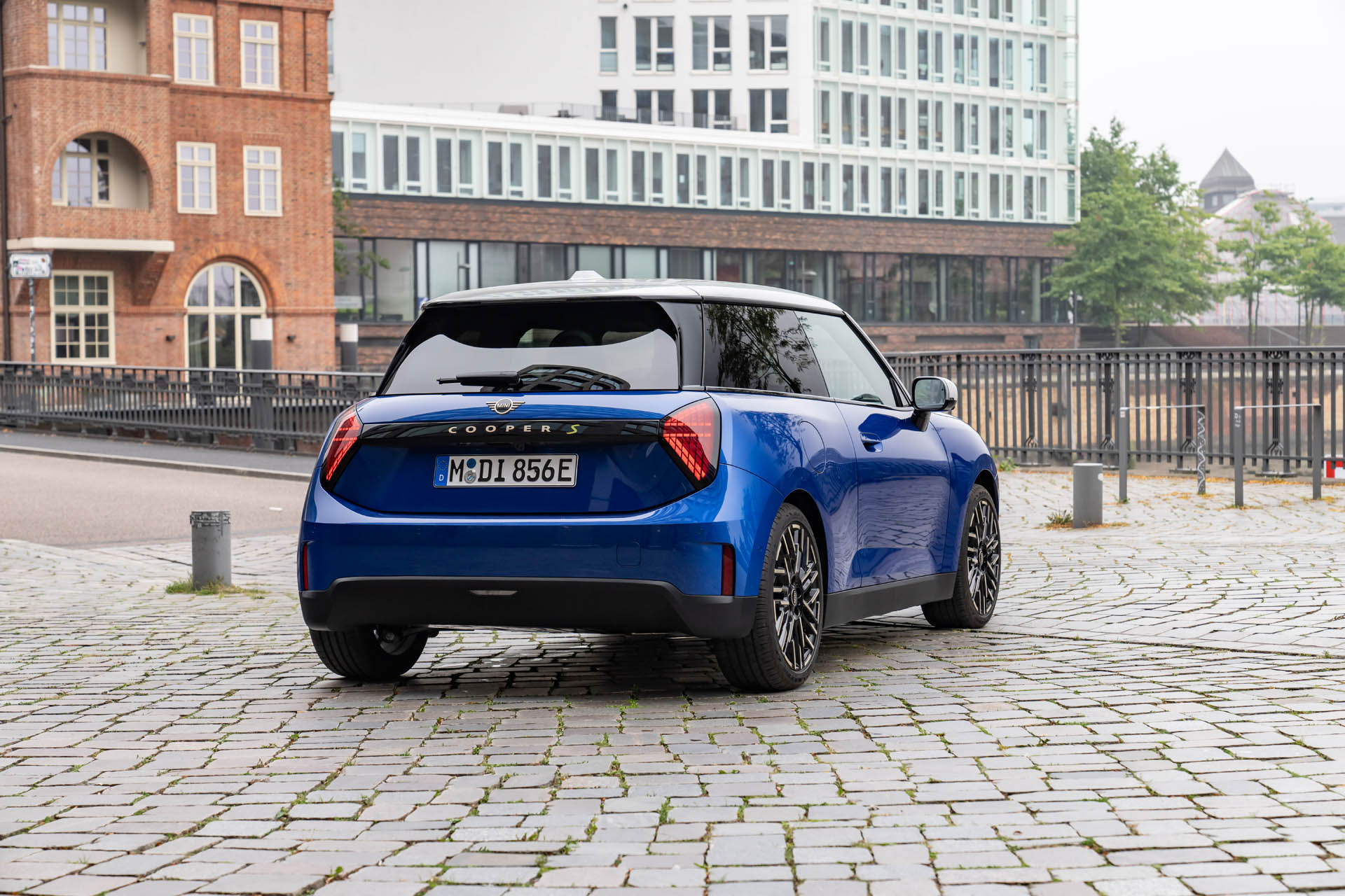 MINI Cooper SE 47