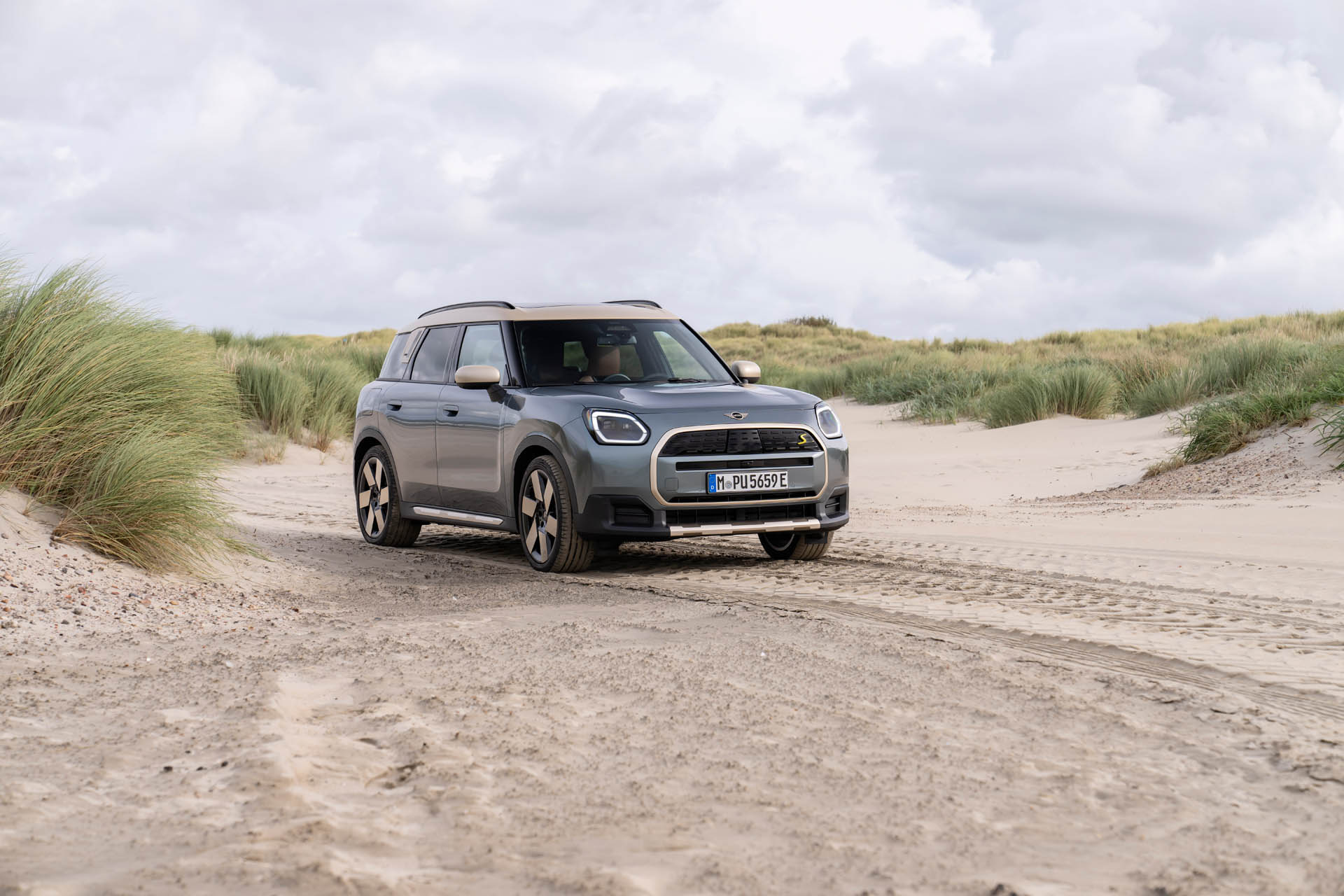 MINI Countryman SE ALL4 2023 02