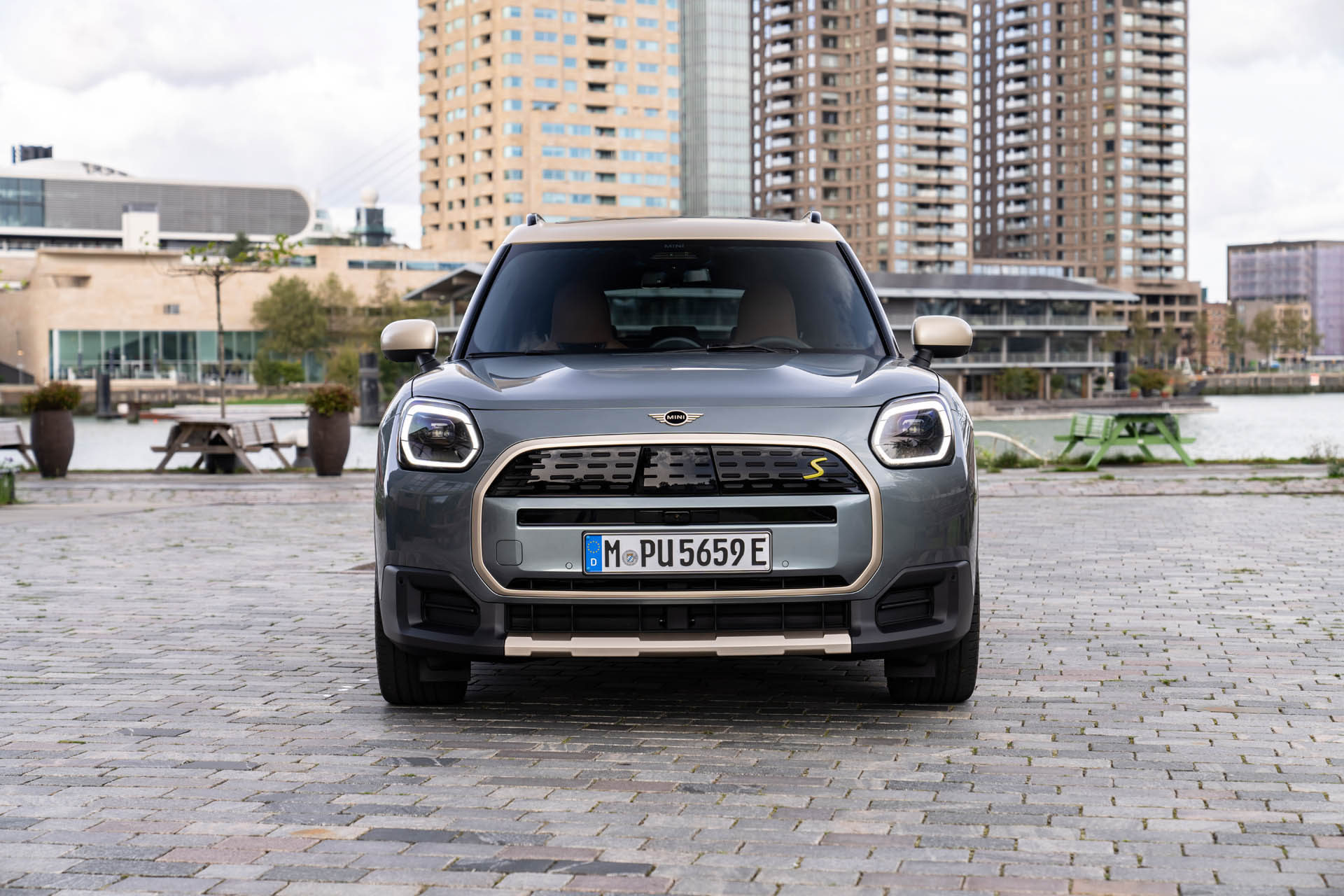 MINI Countryman SE ALL4 2023 32