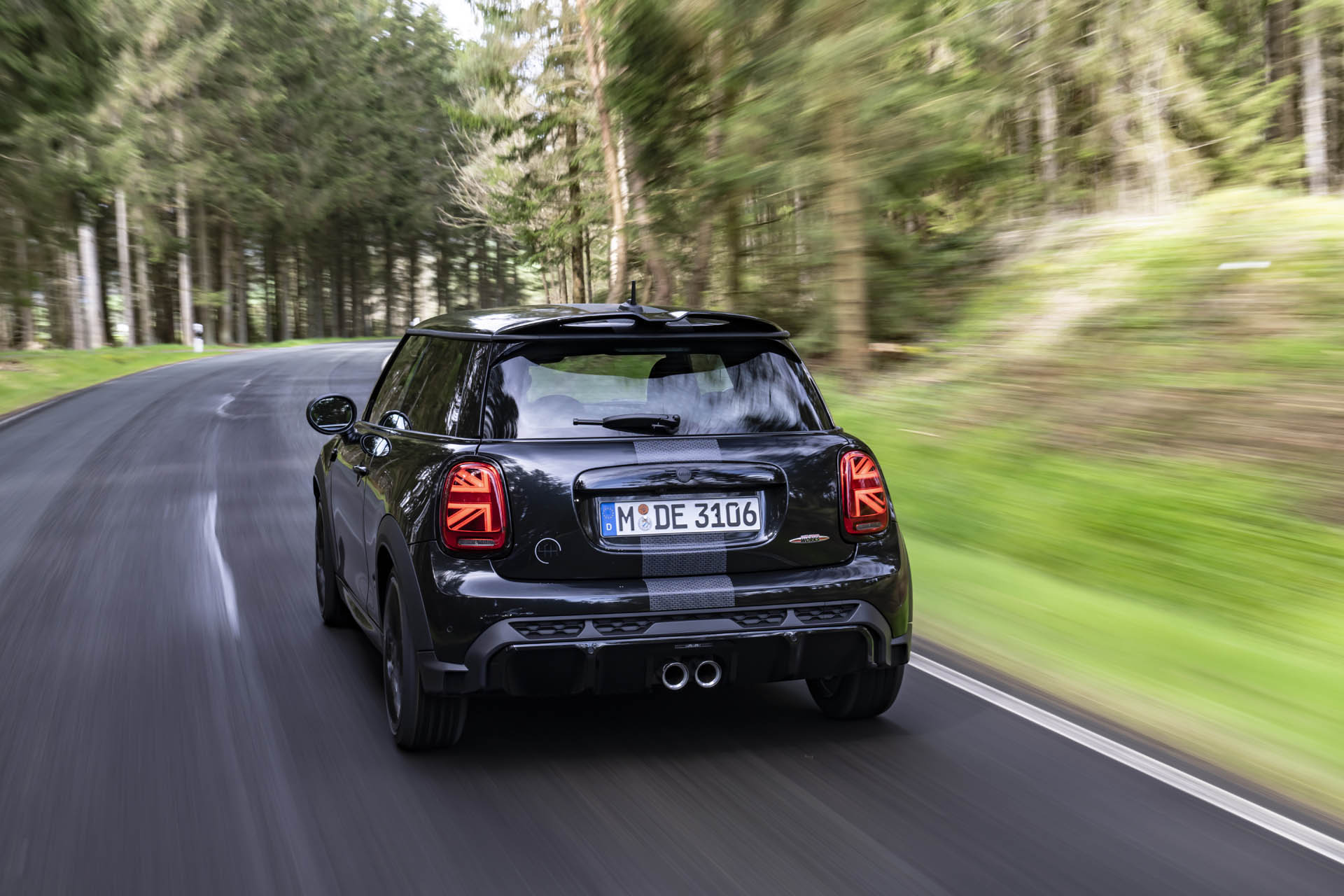 mini john cooper works 1to6 edition 01