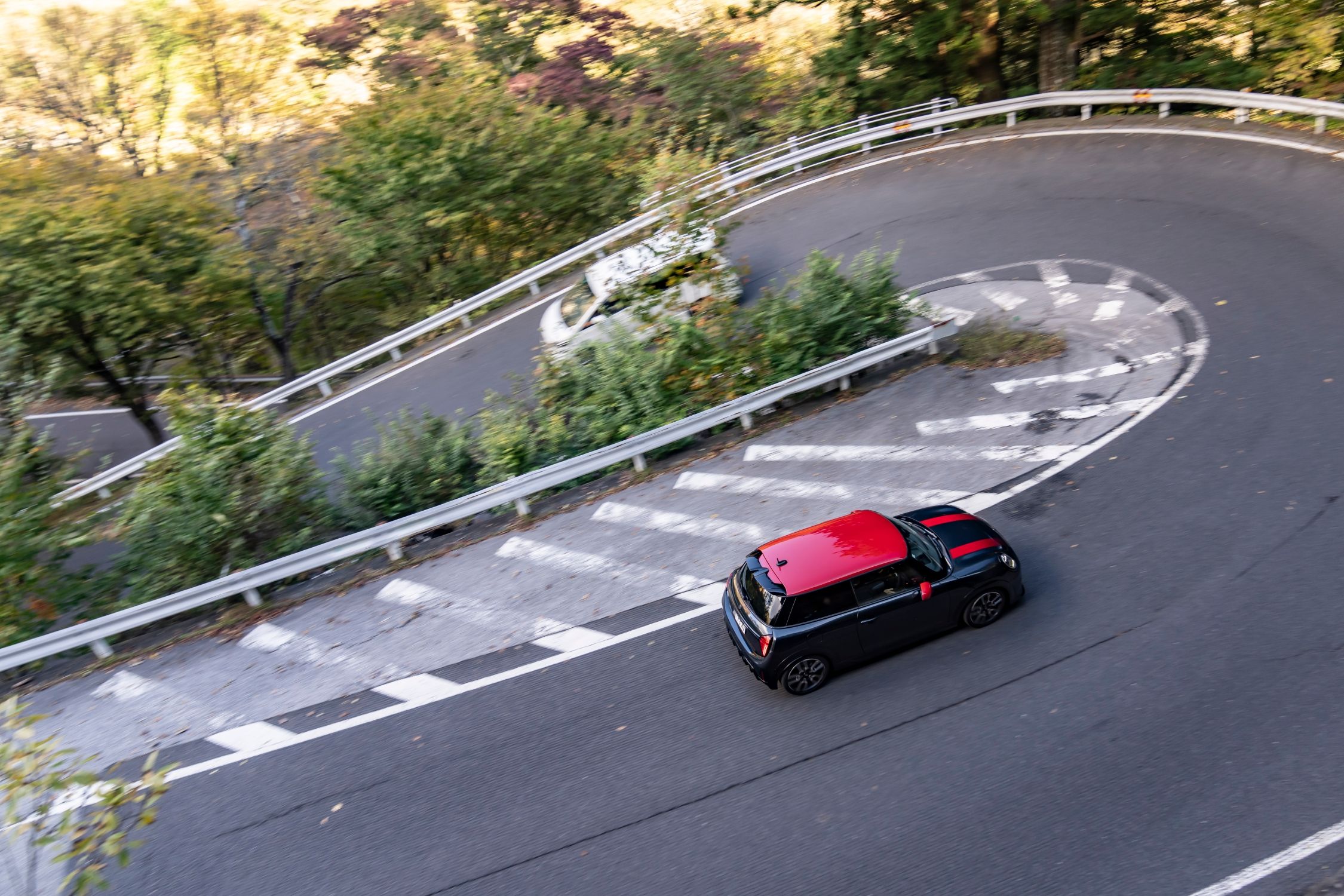 MINI John Cooper Works   Irohazaka 09