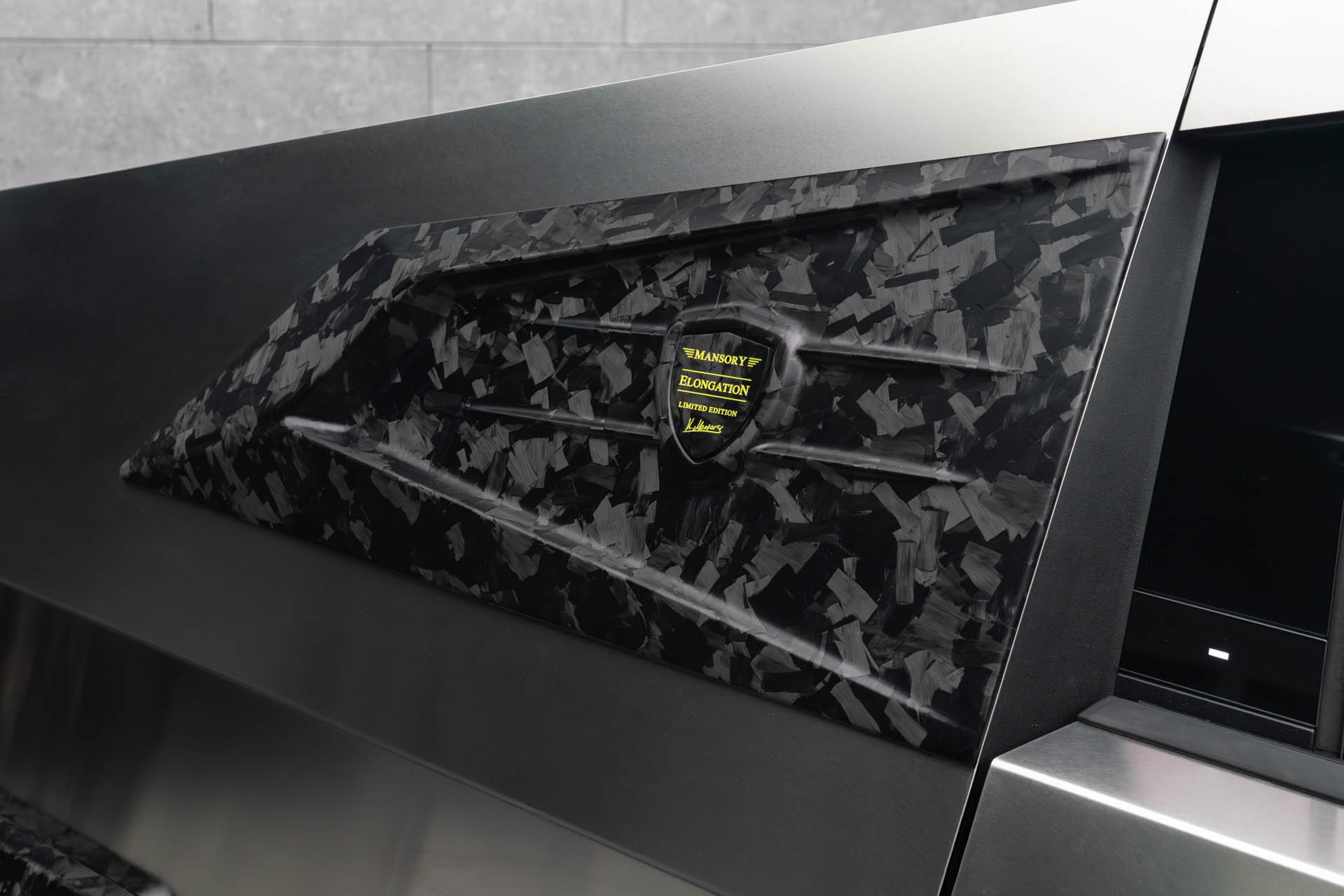MANSORY ELONGATION12