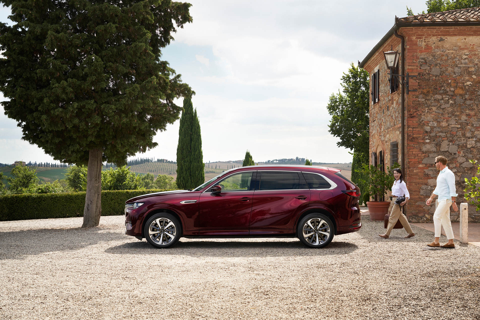 2024 mazda cx-80 ar still 08 until mar6th2027 highres