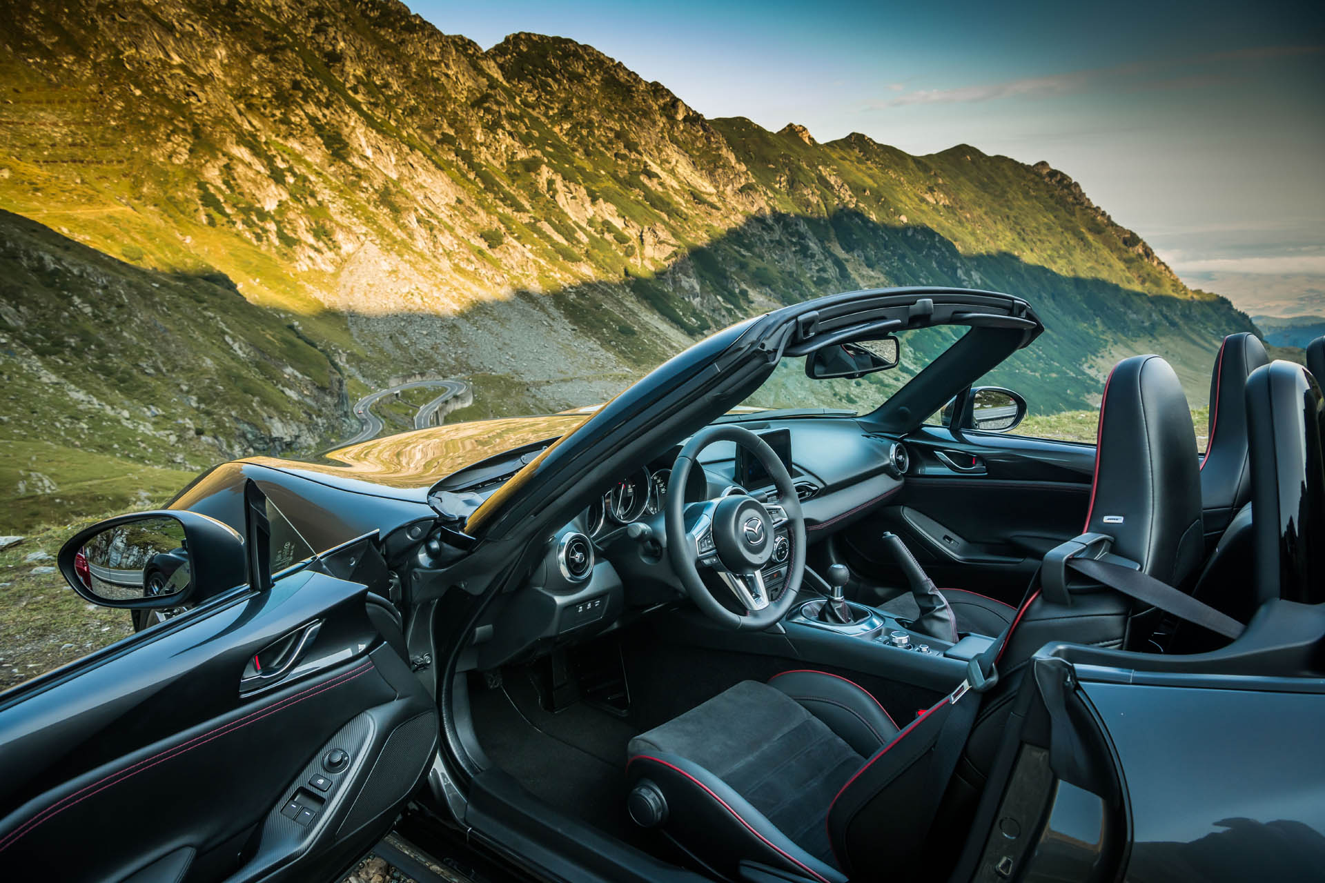 2019MX-5 Recaro HighGrade-1 highres