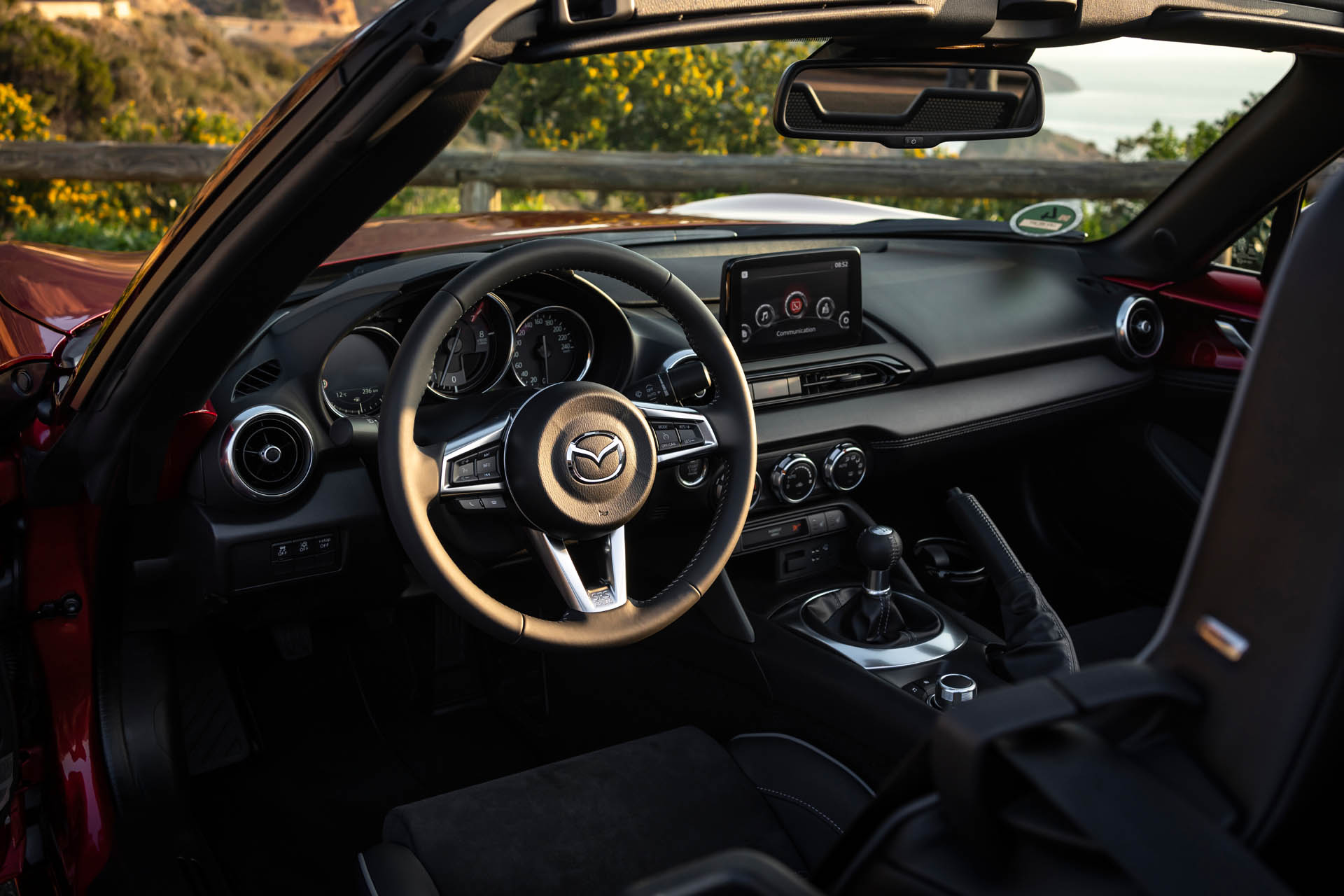 2023 mazda mx-5 nice src int 11 highres