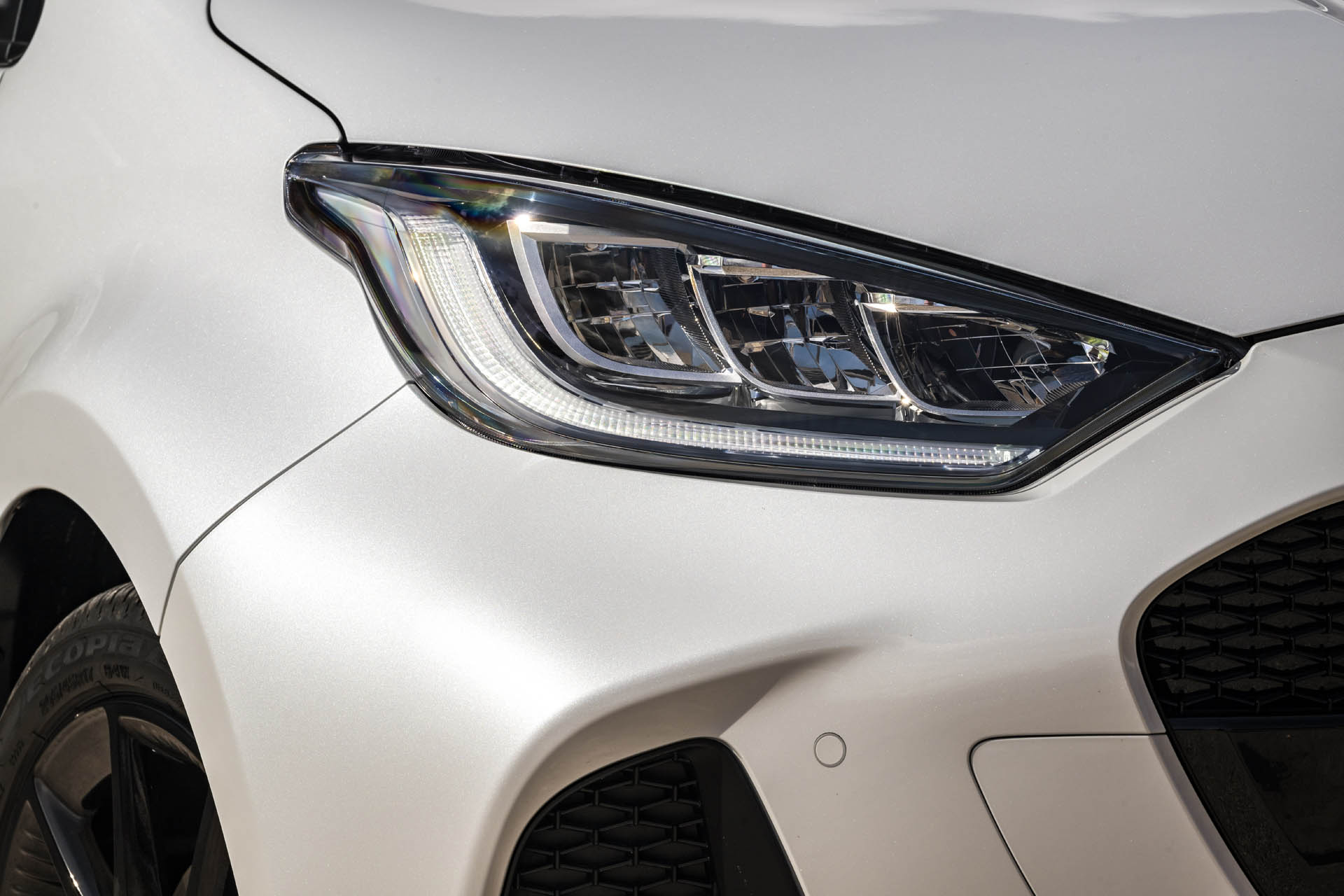 2024 mazda2 hybrid 15