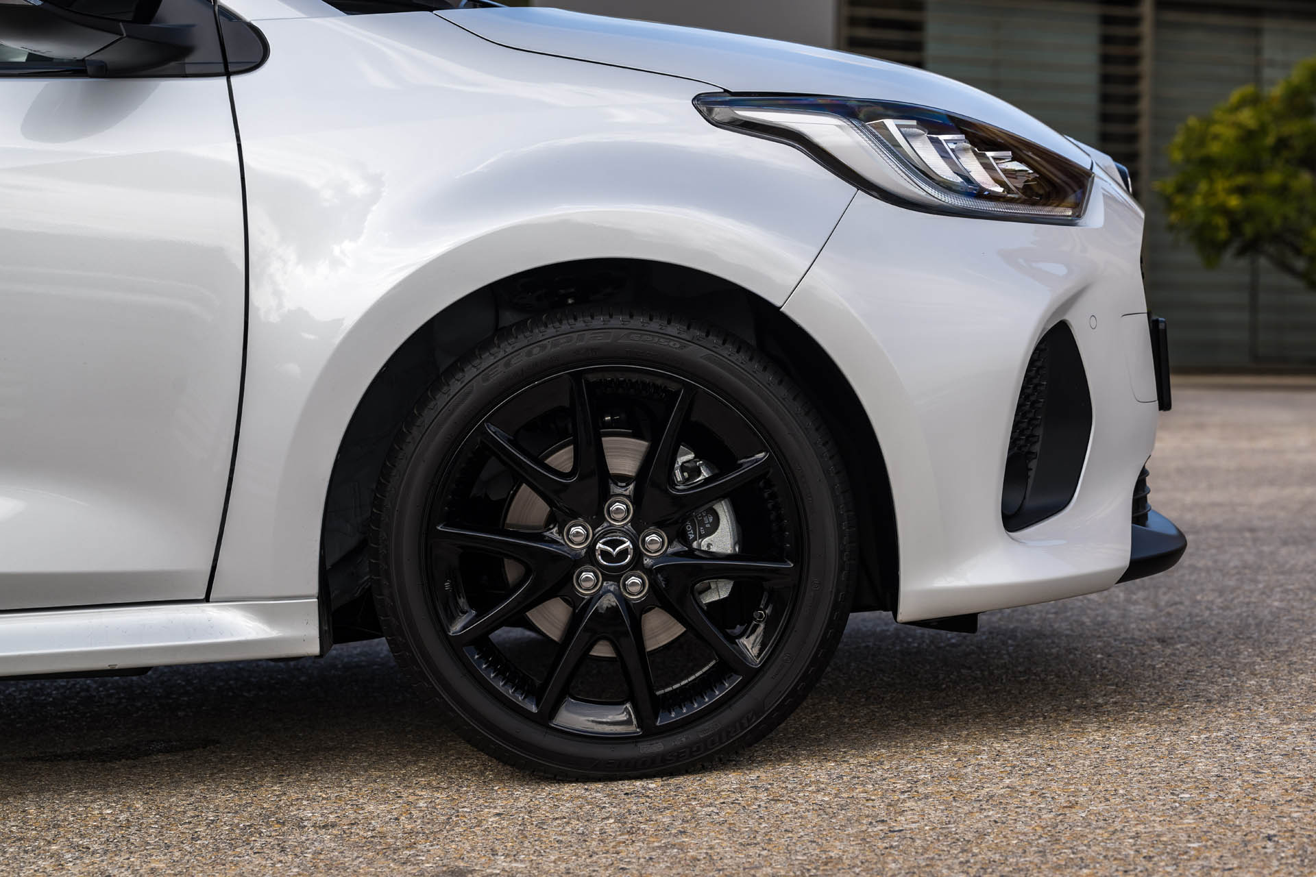 2024 mazda2 hybrid 16
