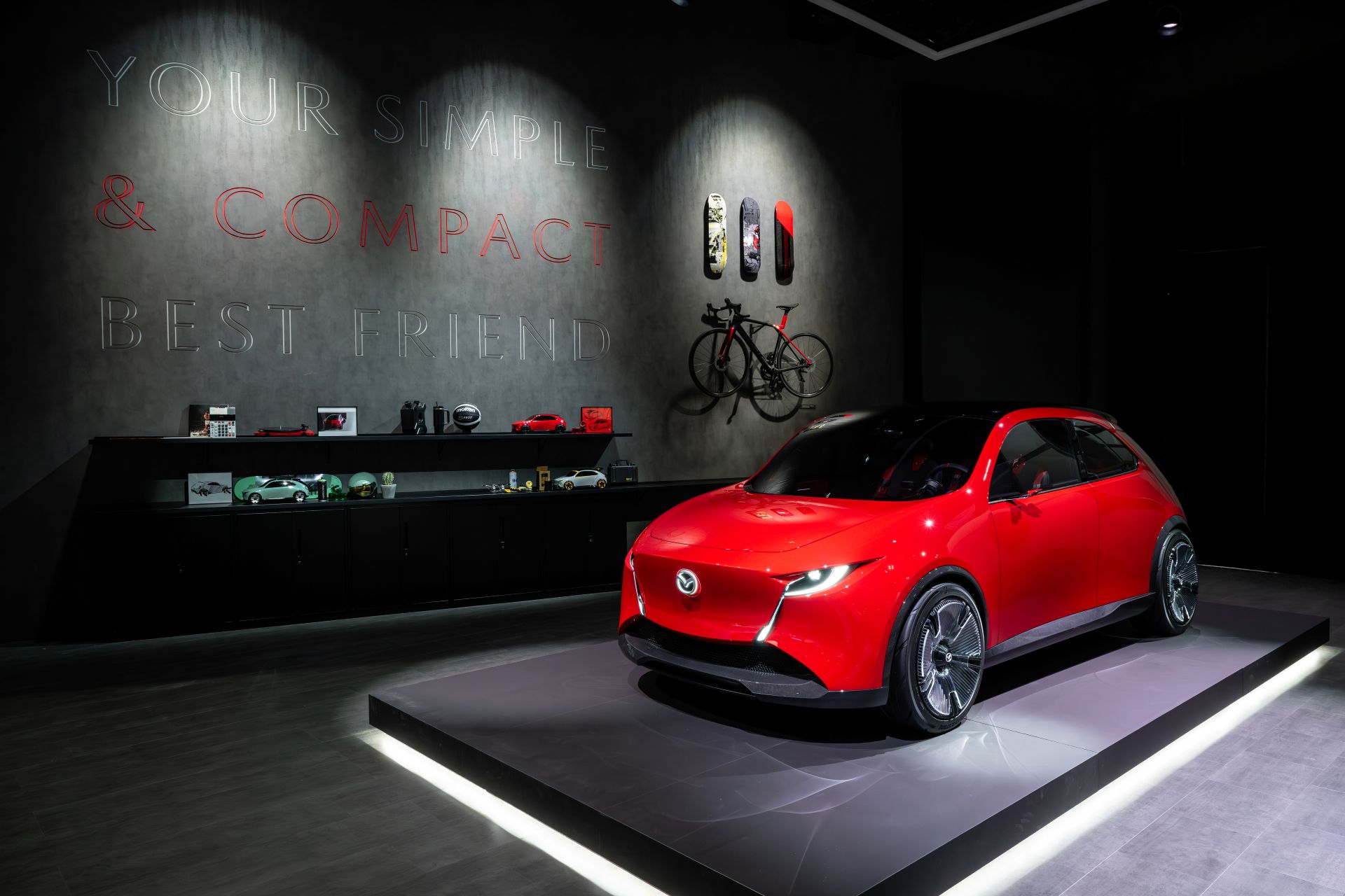 MAZDA VISION X-COMPACT 11