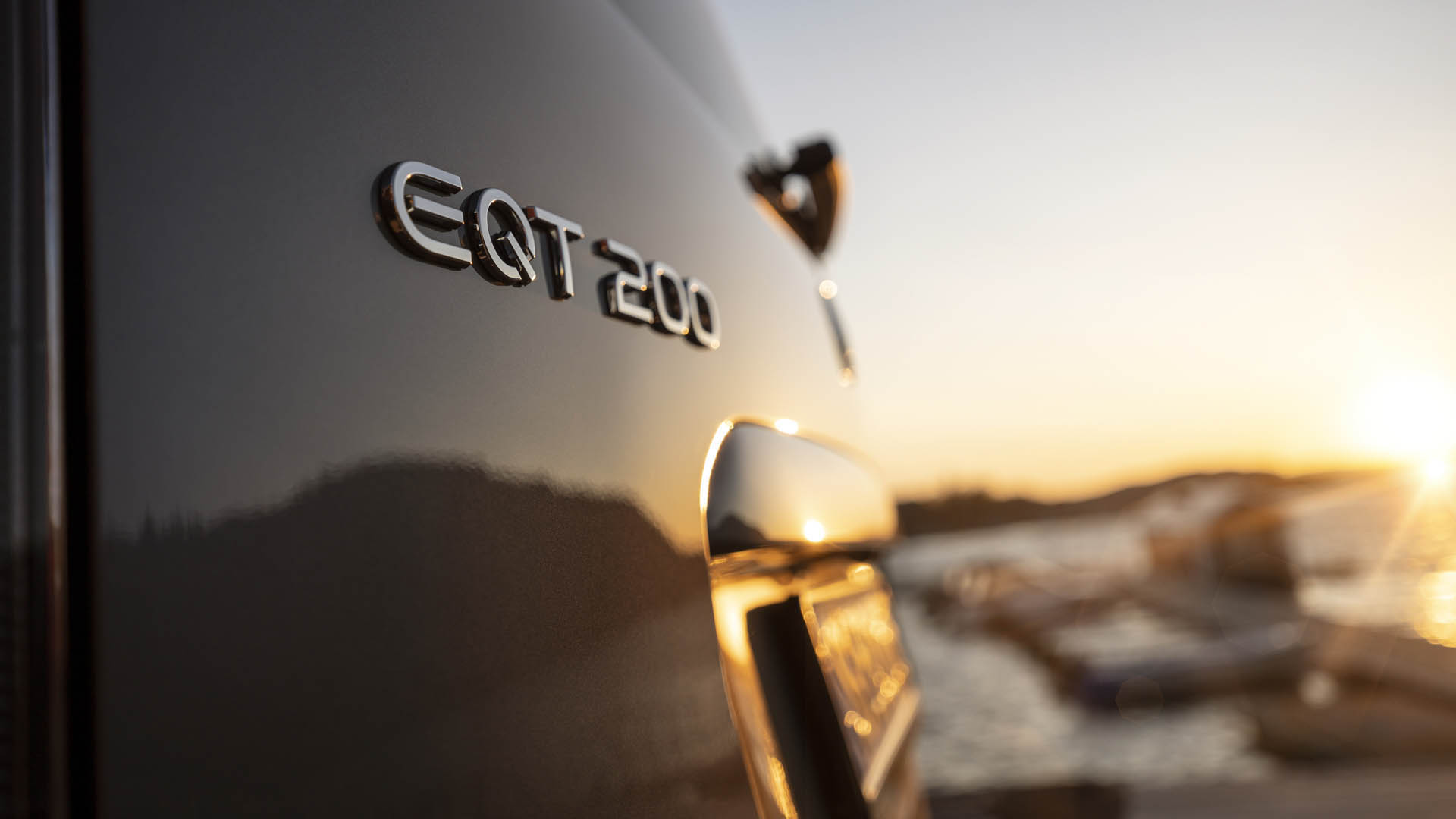 Mercedes-Benz EQT 09