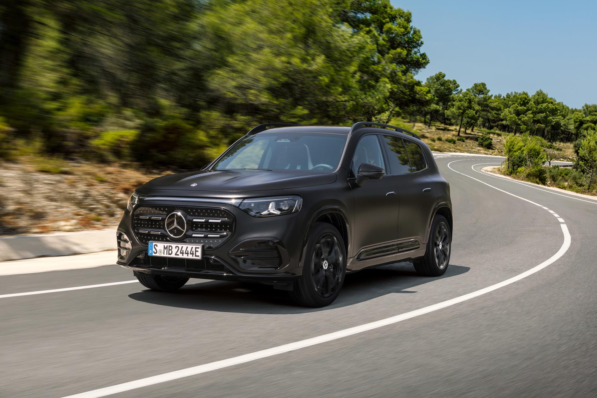 MercedesGLB19