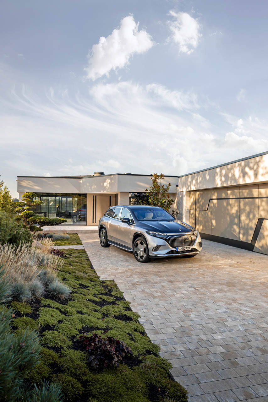 Mercedes-Maybach EQS SUV  04