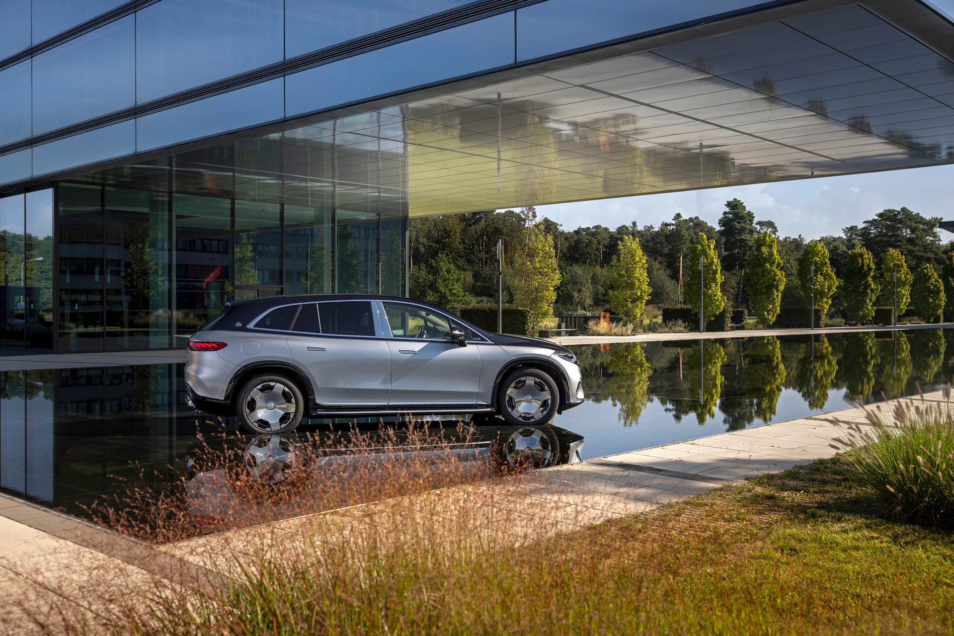 Mercedes-Maybach EQS SUV 18