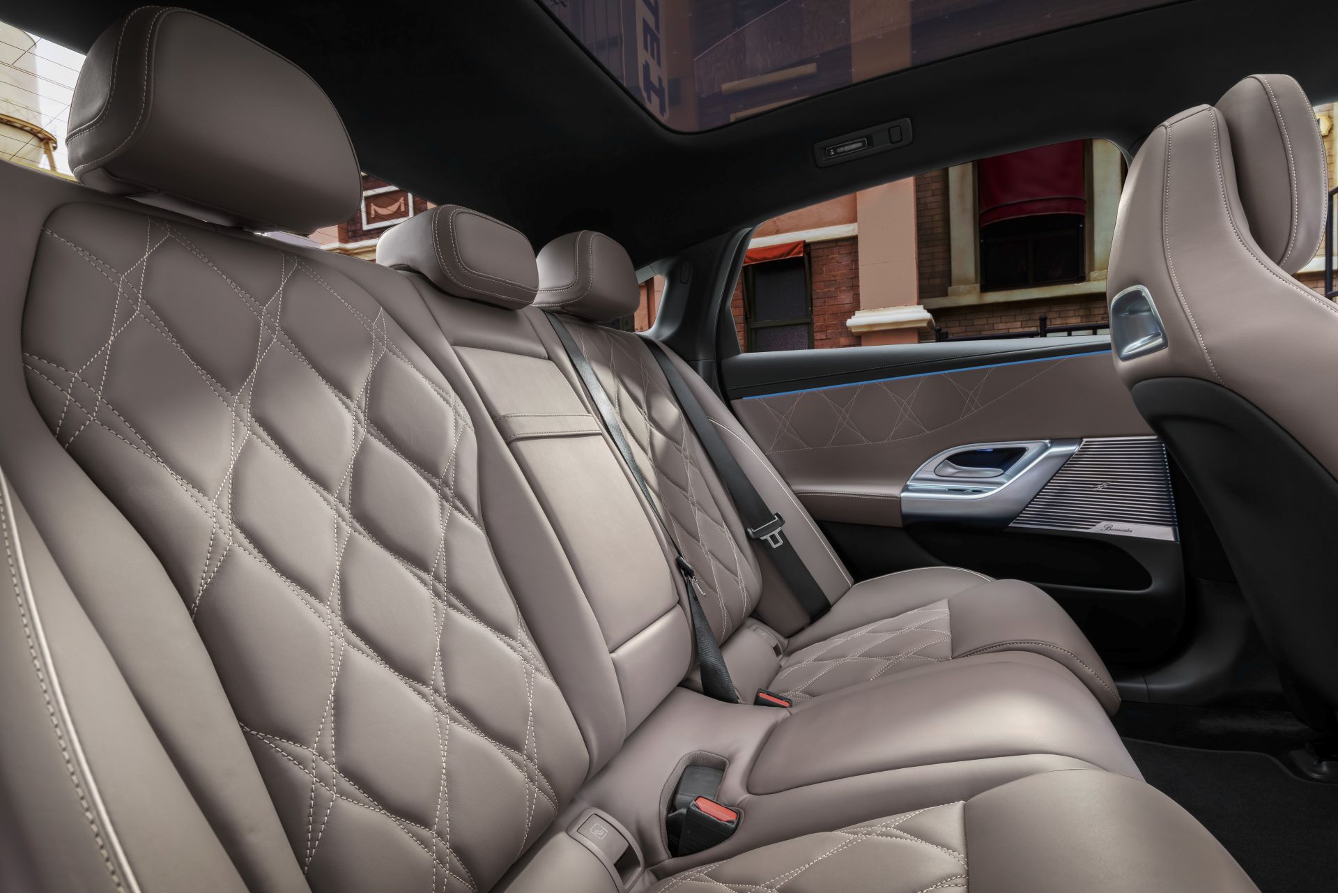 Mercedes-Benz electric C-Class 2026 26