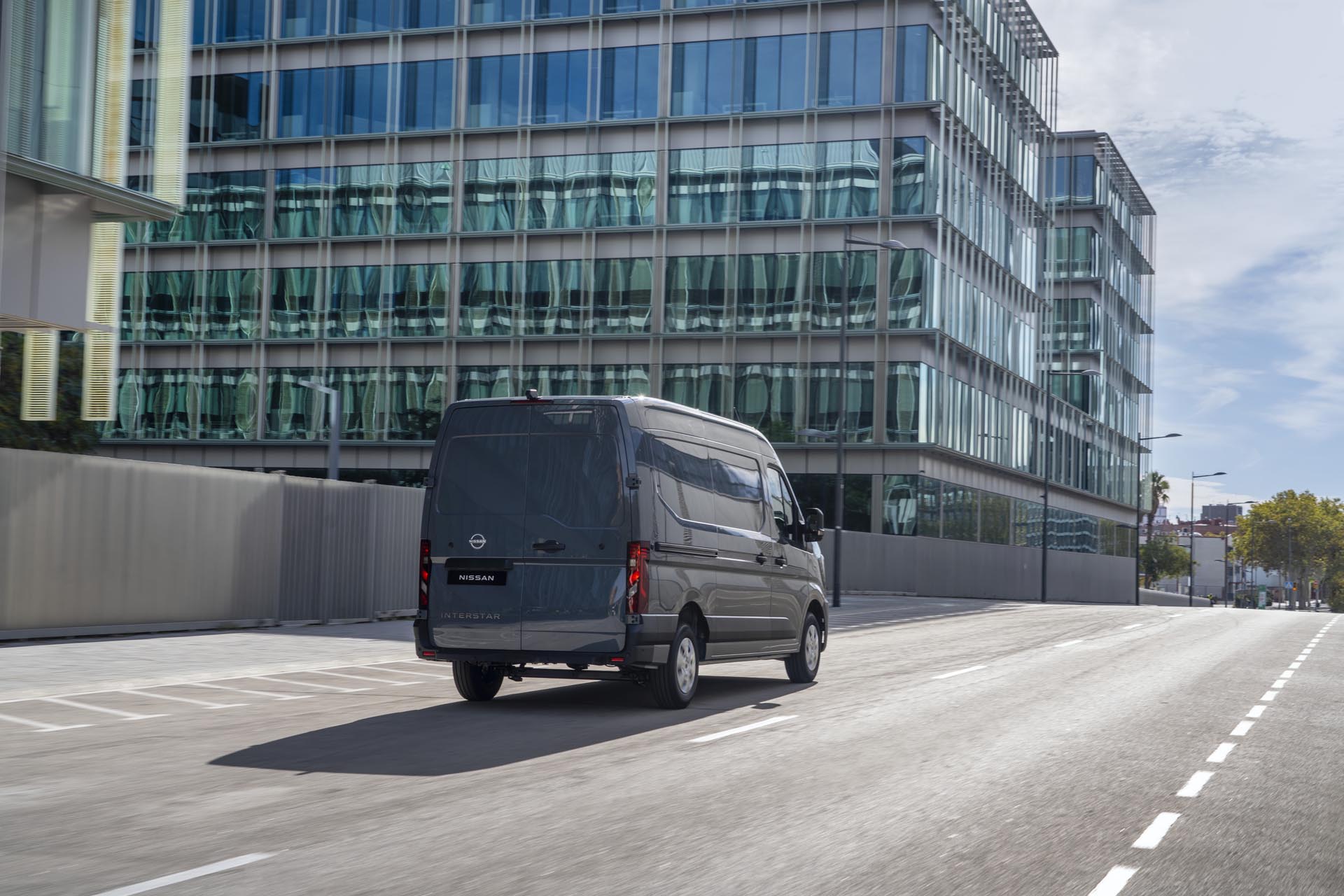 Nissan Interstar PK Final High 066.JPG