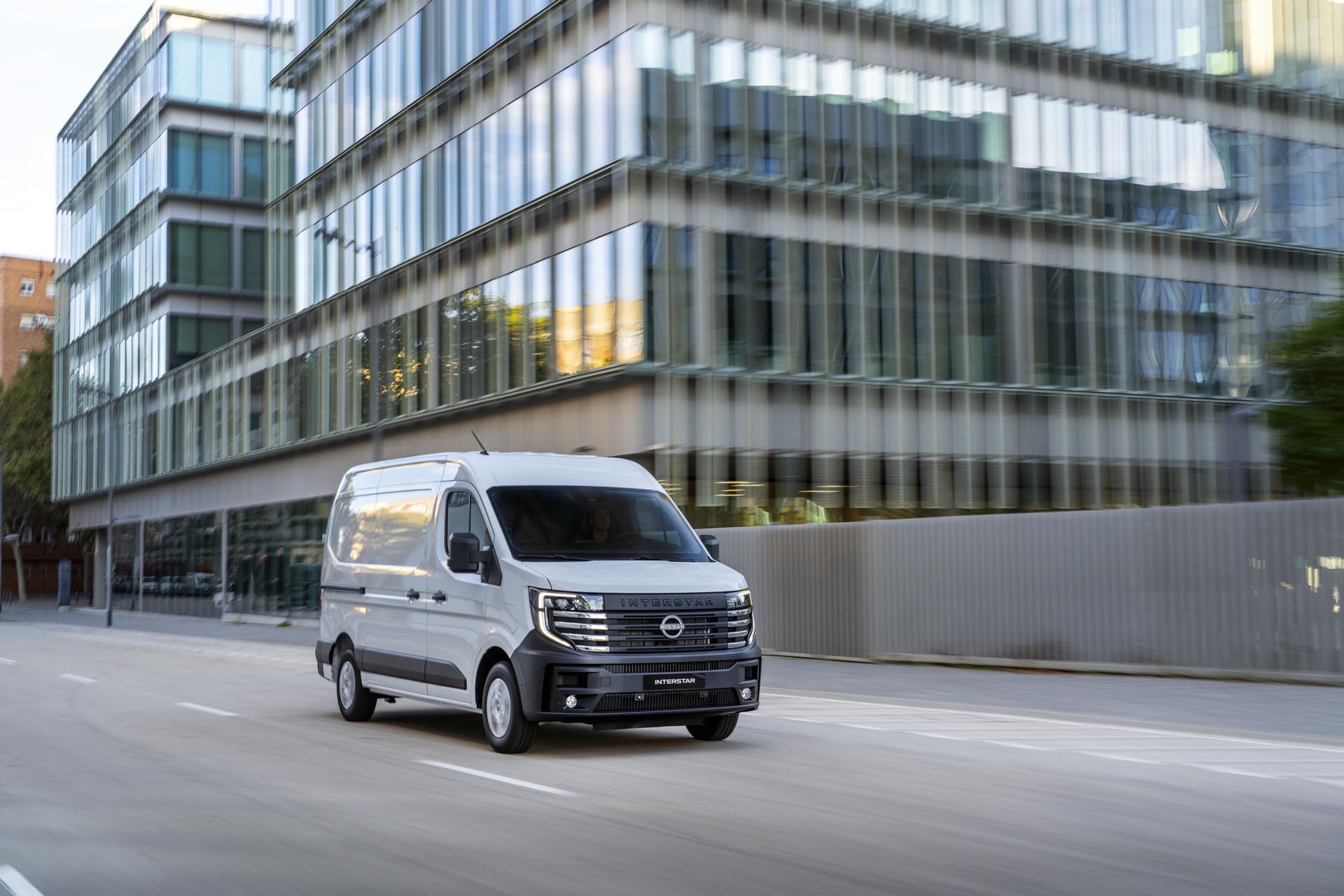 Nissan Interstar PK Final High 081.JPG