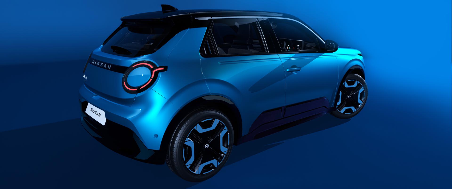 4 rear view low in gear blue color