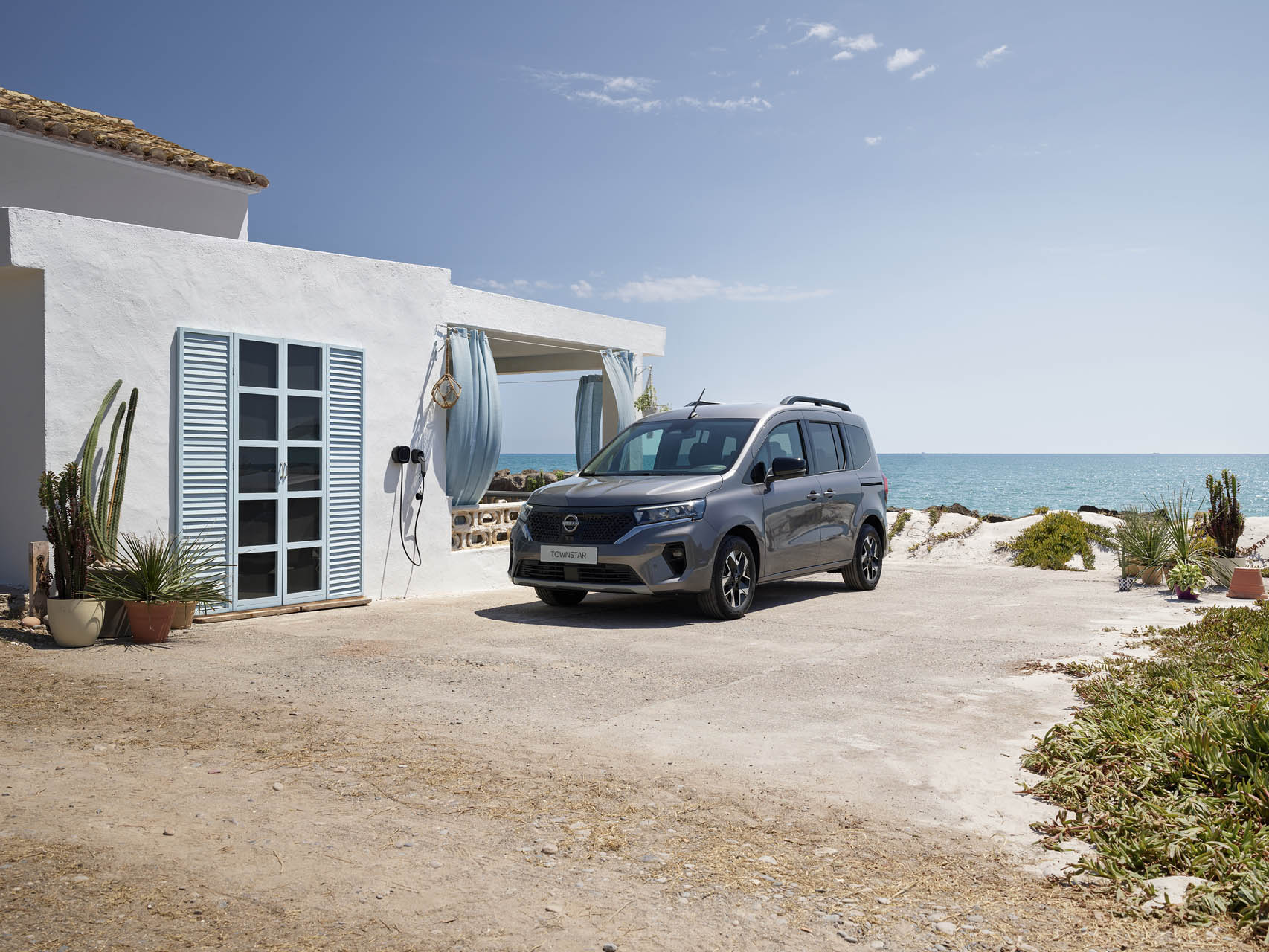 nissan townstar ev combi 03
