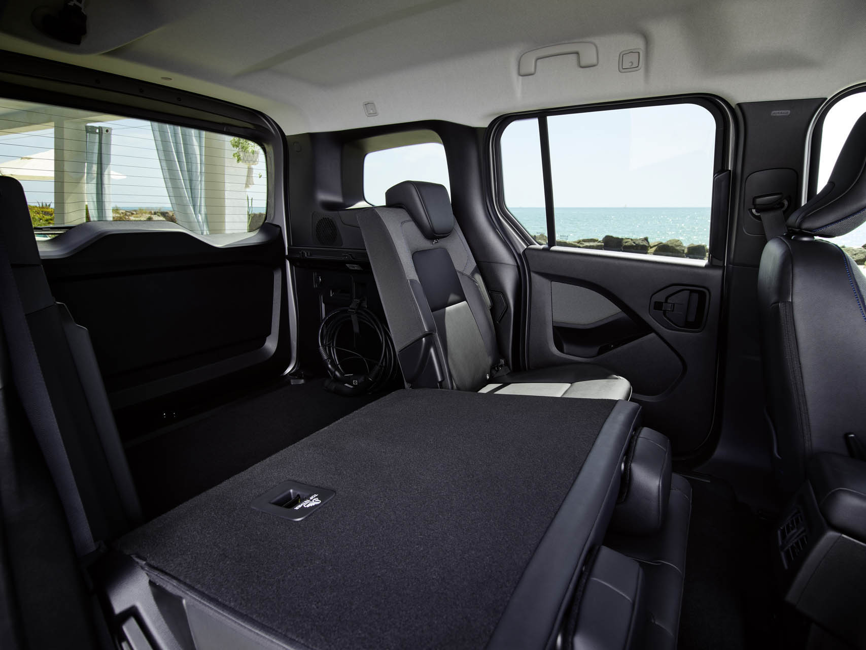nissan townstar ev combi 07