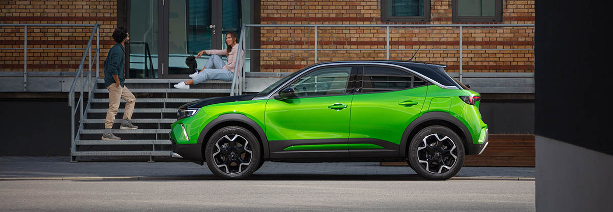 opelmokkaenyito01