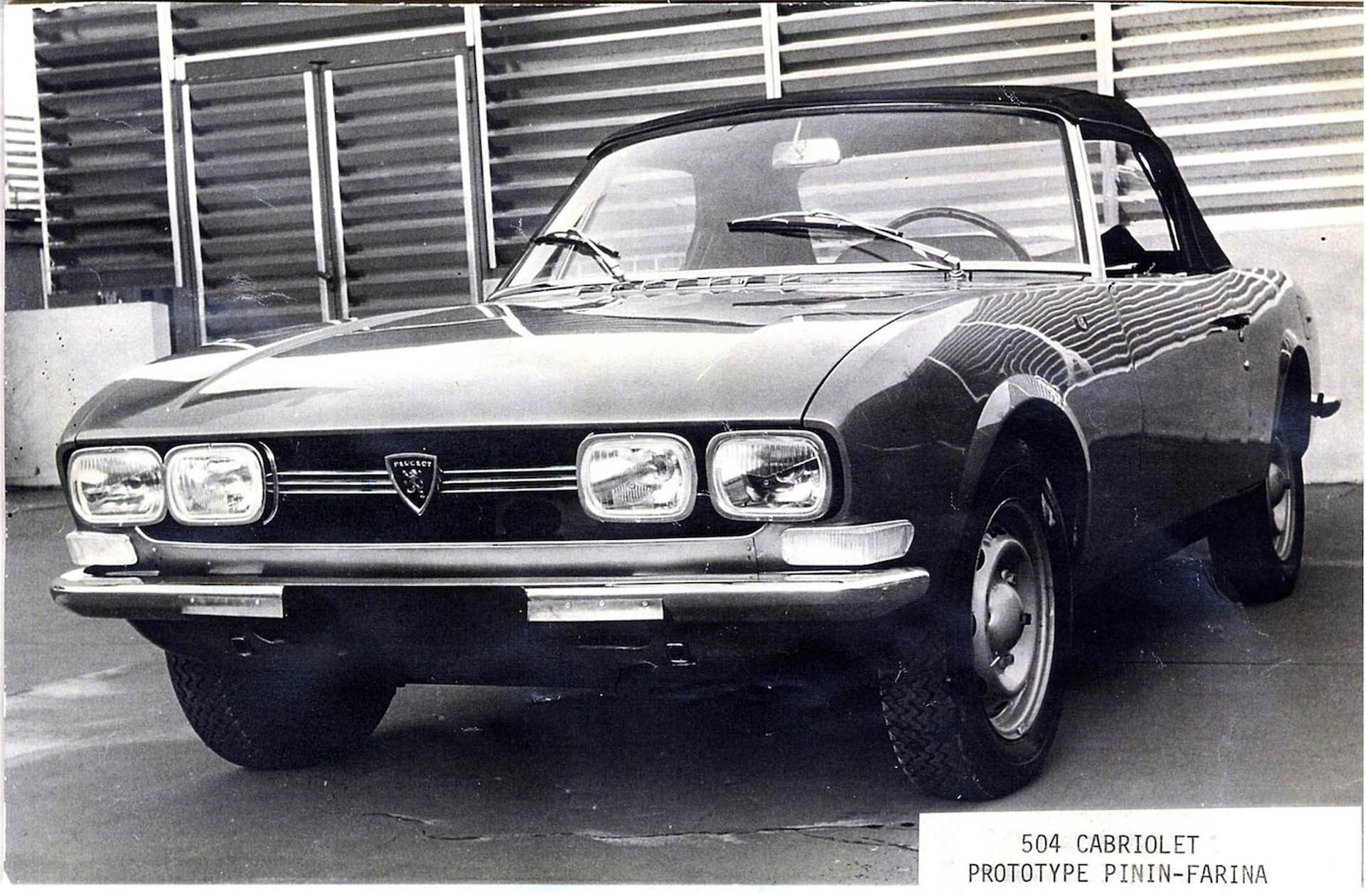 peugeot504a