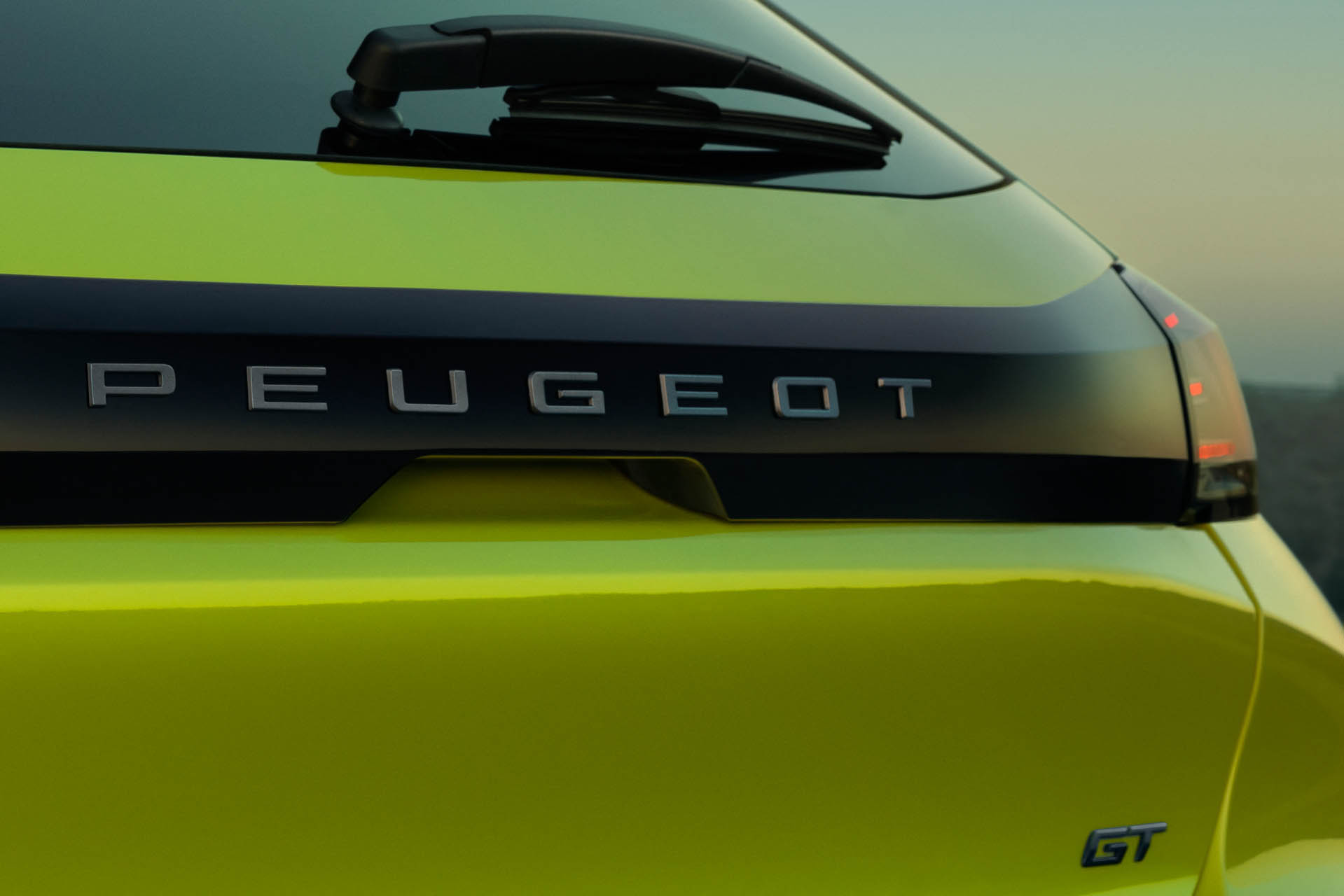 Peugeot e208 2023 30