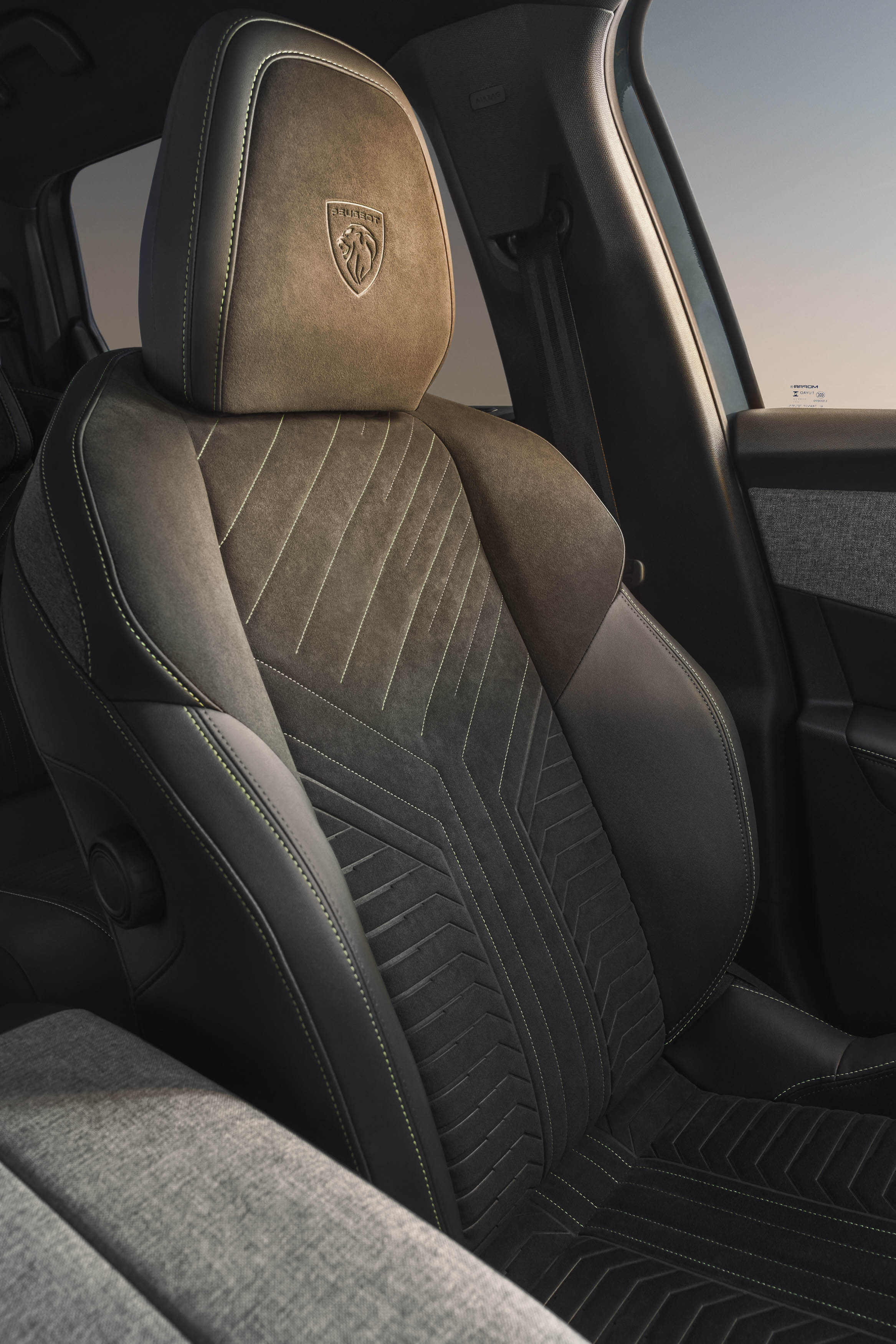 peugeot e5008 19