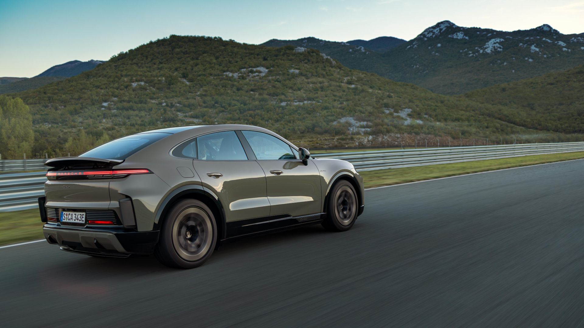 porsche cayenne electric 2026 11