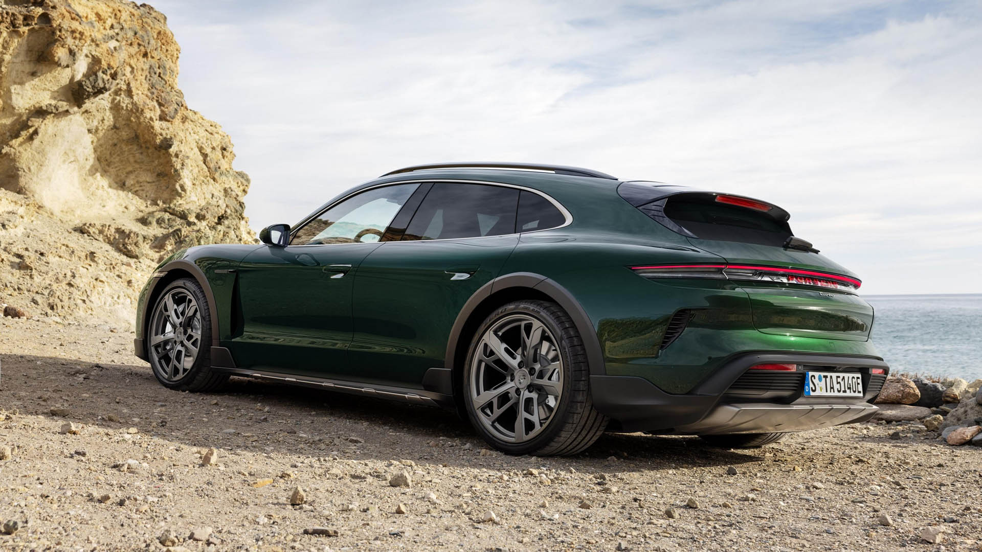 Porsche Taycan 2024 07